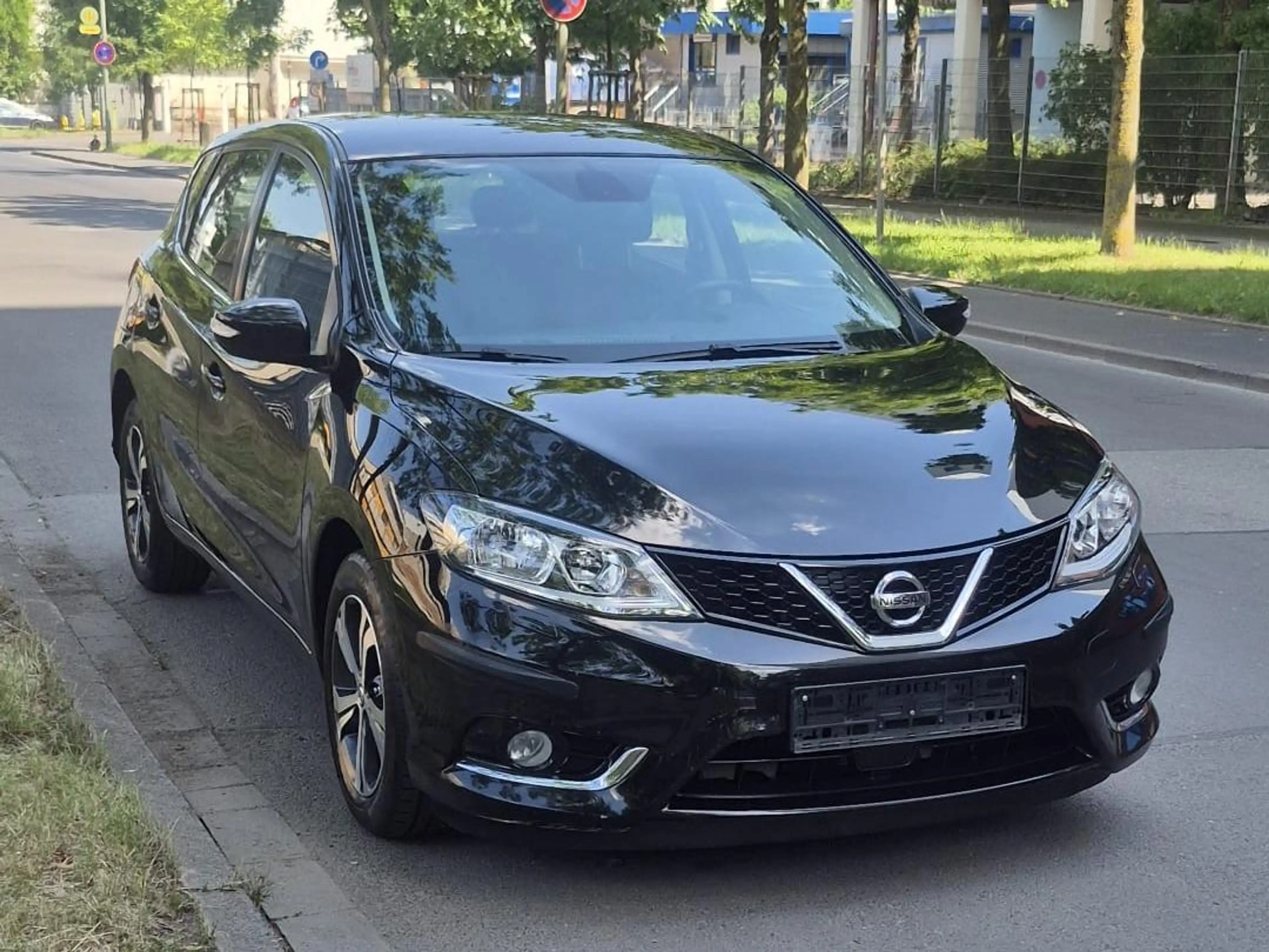 Nissan Pulsar Acenta