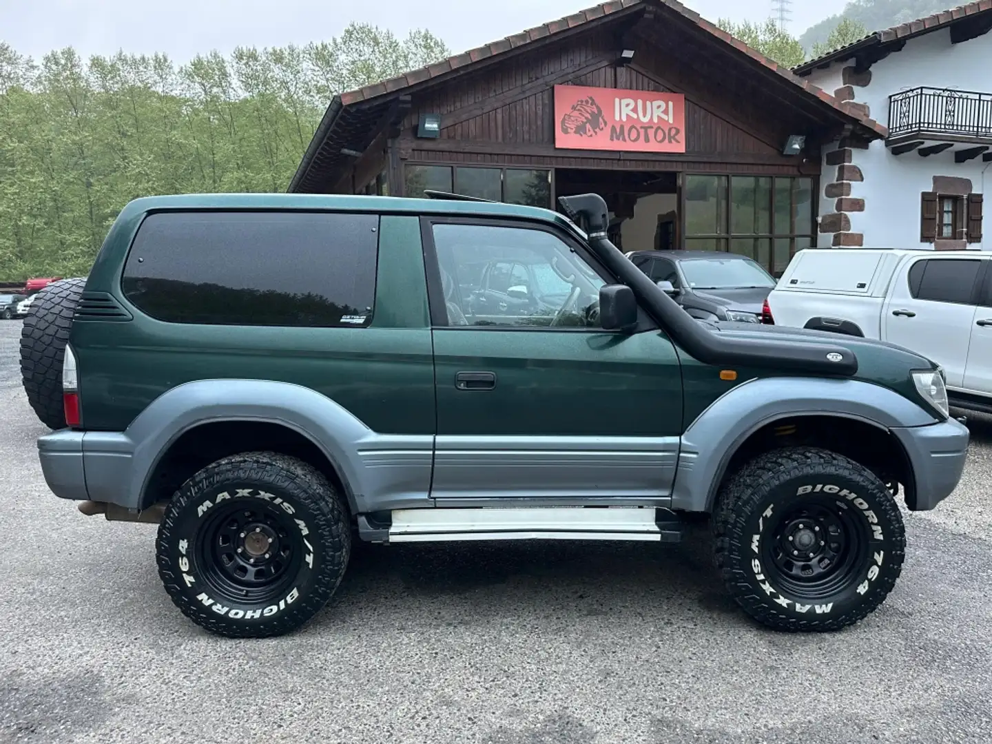 Toyota Land Cruiser 3.0 D4D VX Verde - 1