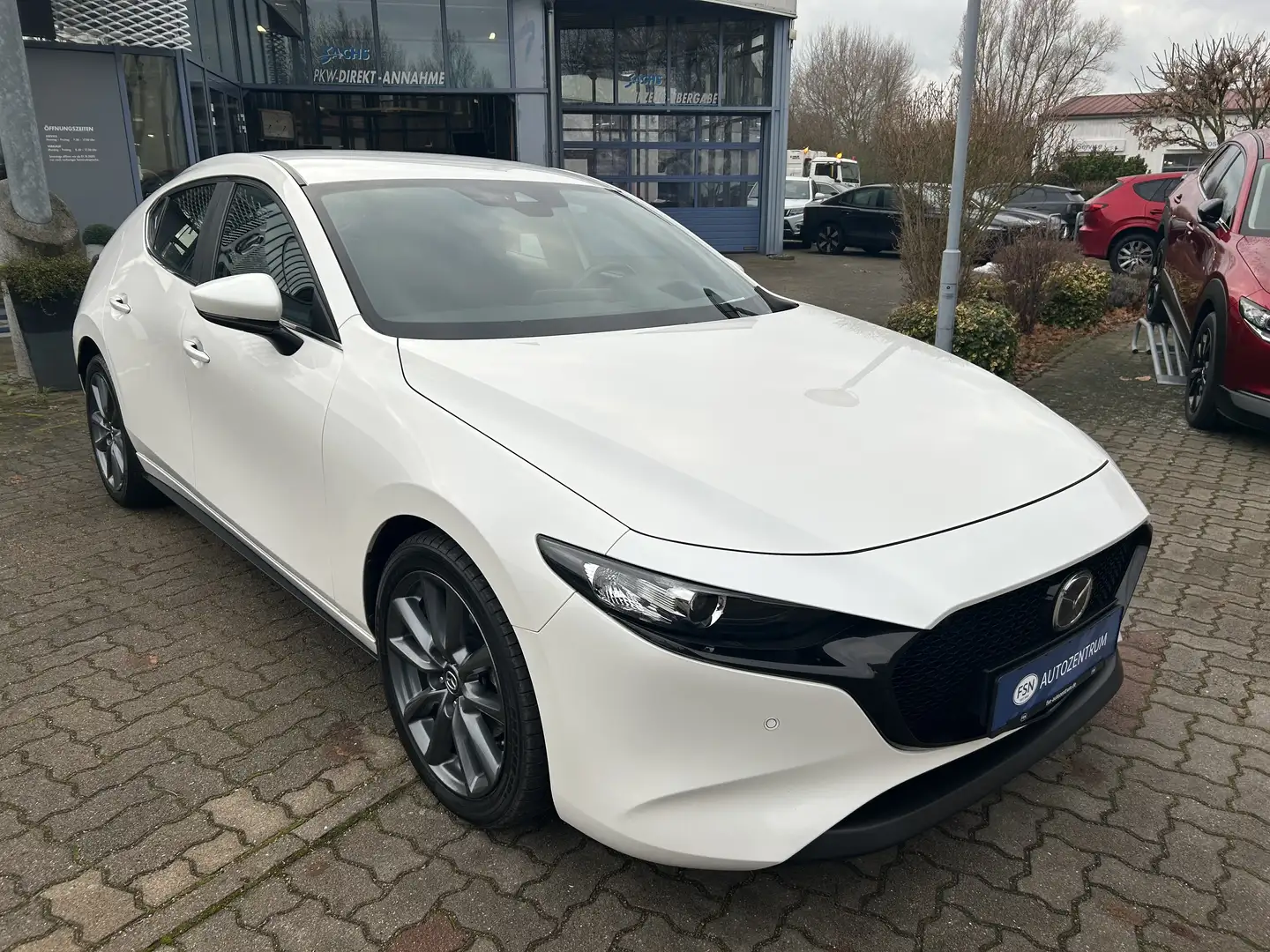 Mazda 3 SKYACTIV-G 2.0 M Hybrid 6GS AL-SELECTION A18 Weiß - 2
