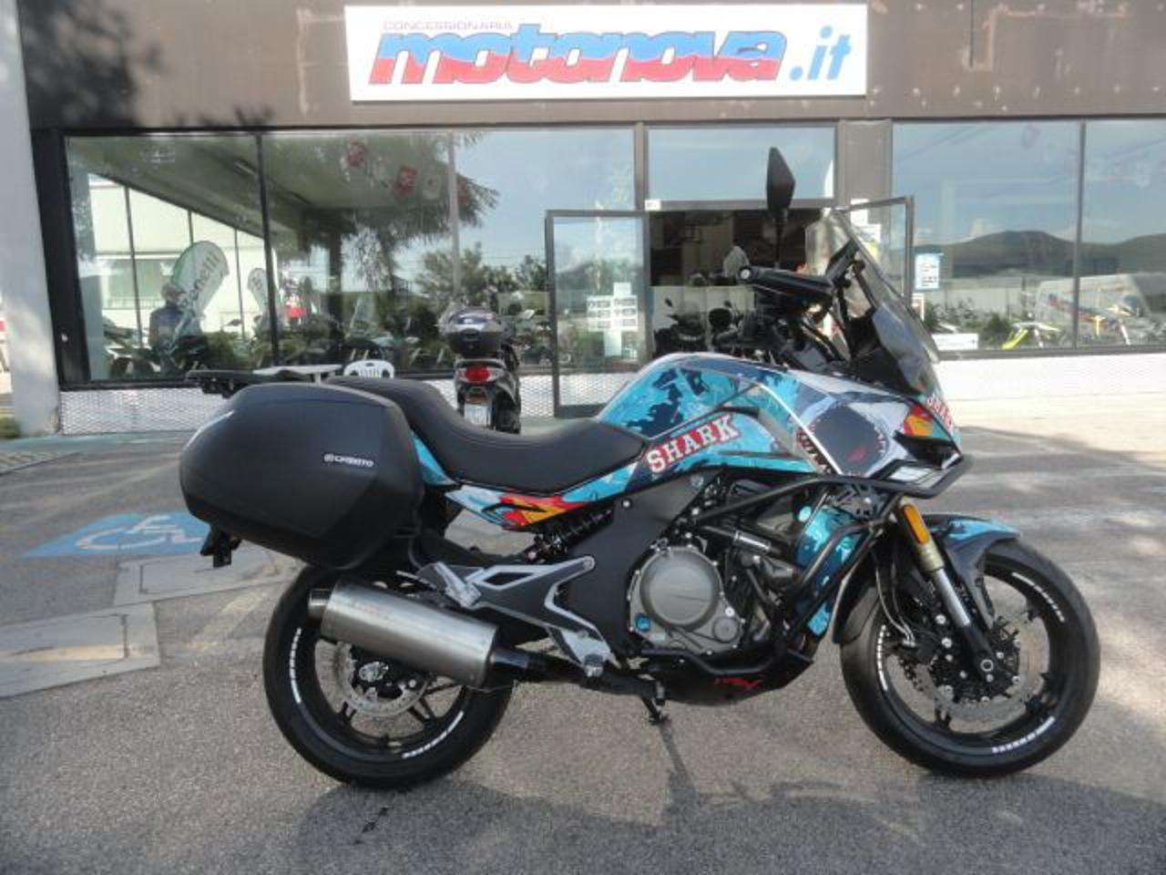 CFMOTO 650 MT 650 MT