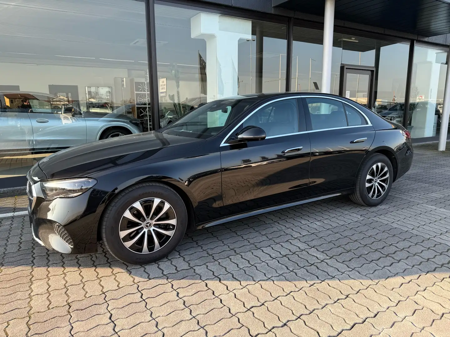 Mercedes-Benz E 200 Advanced Plus auto Nero - 1