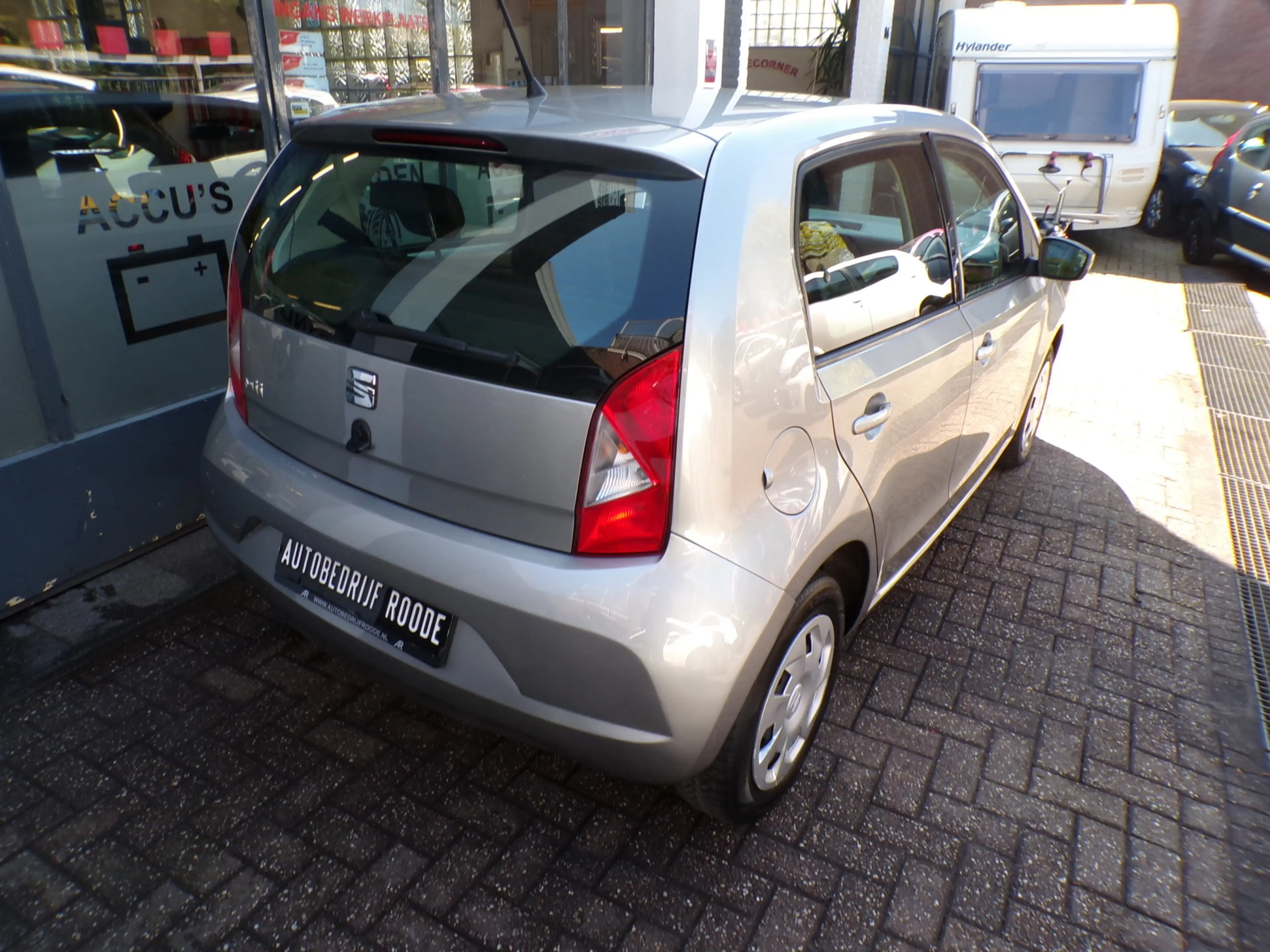 SEAT Mii 1.0 5-Drs Automaat NETTE AUTO ,GOED ONDERHOUDEN! — photo 5