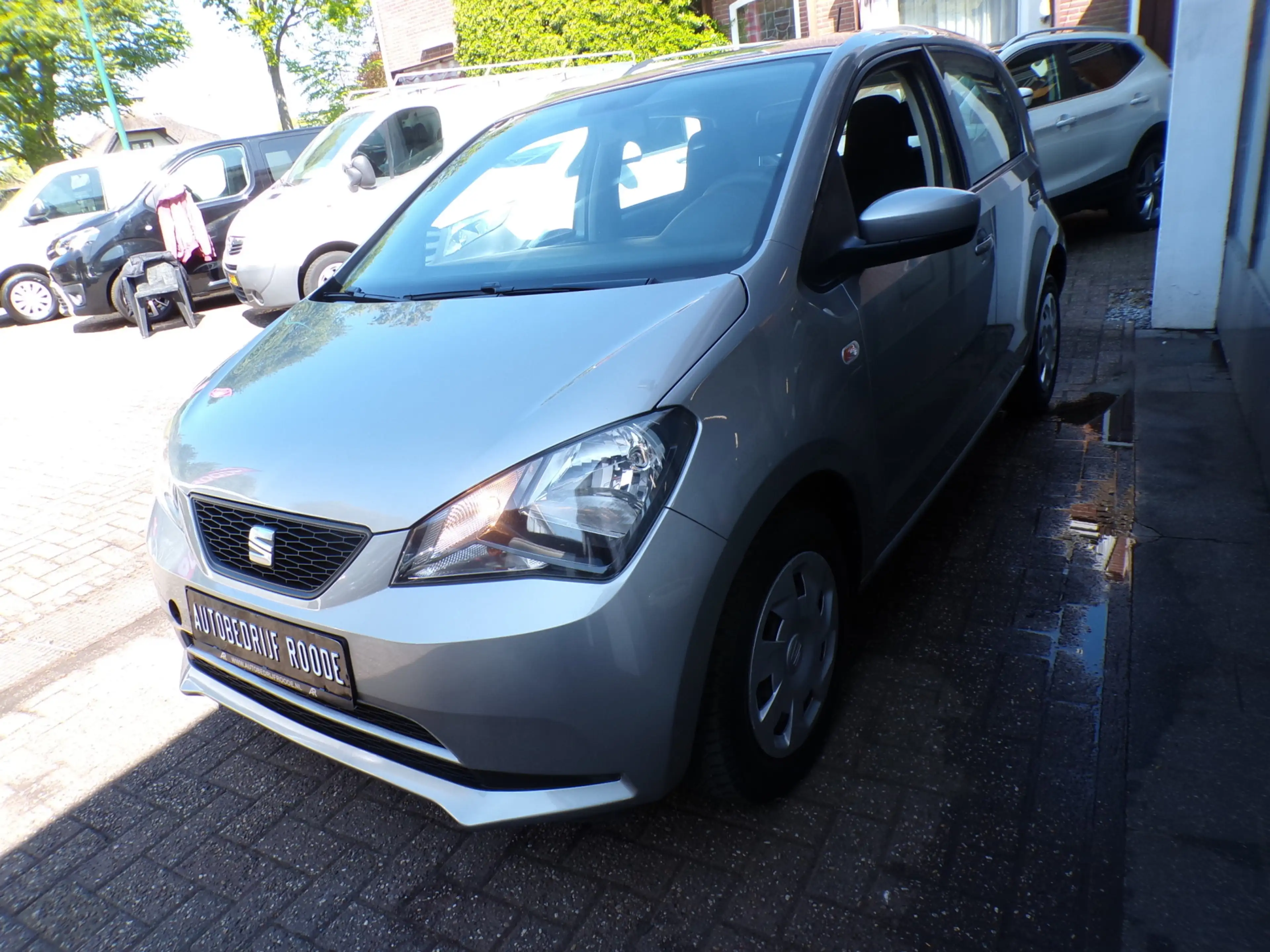 SEAT Mii 1.0 5-Drs Automaat NETTE AUTO ,GOED ONDERHOUDEN! — photo 3