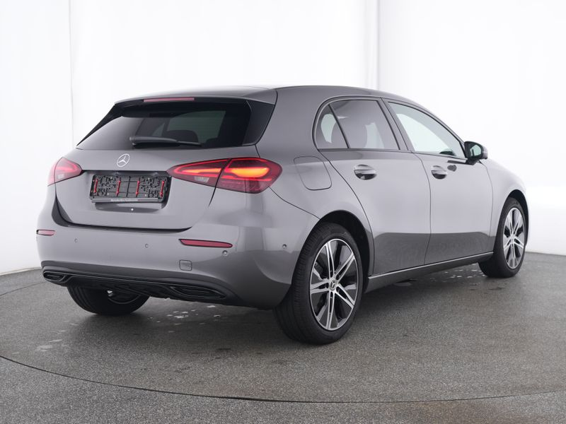 Mercedes-Benz A 250 e mit EQ Hybrid Technologie PROGRESSIVE|LM — photo 3