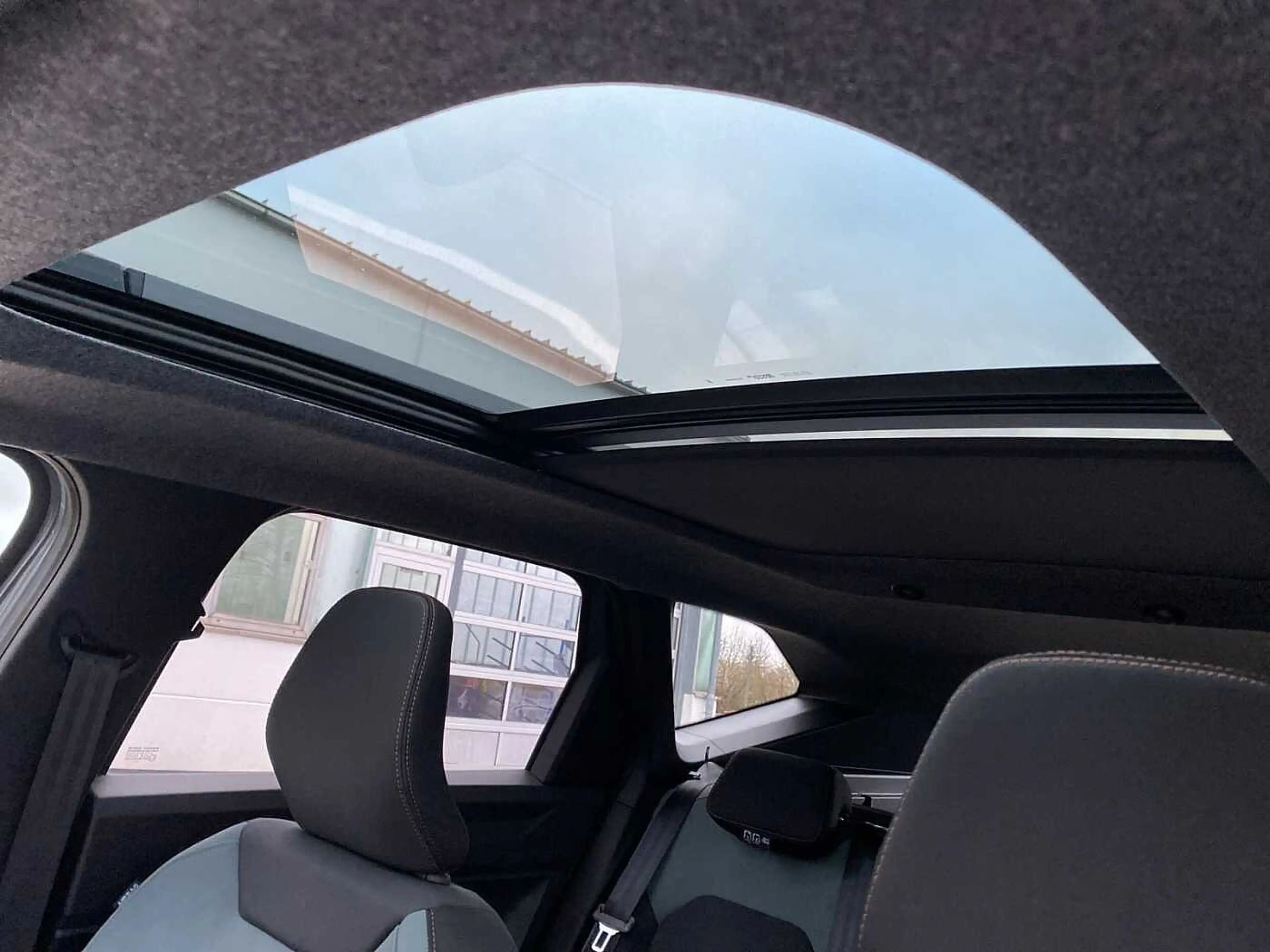 Dacia Bigster Extreme hybrid 155 el.Heckl. SHZ 360° Glasdach — photo 17