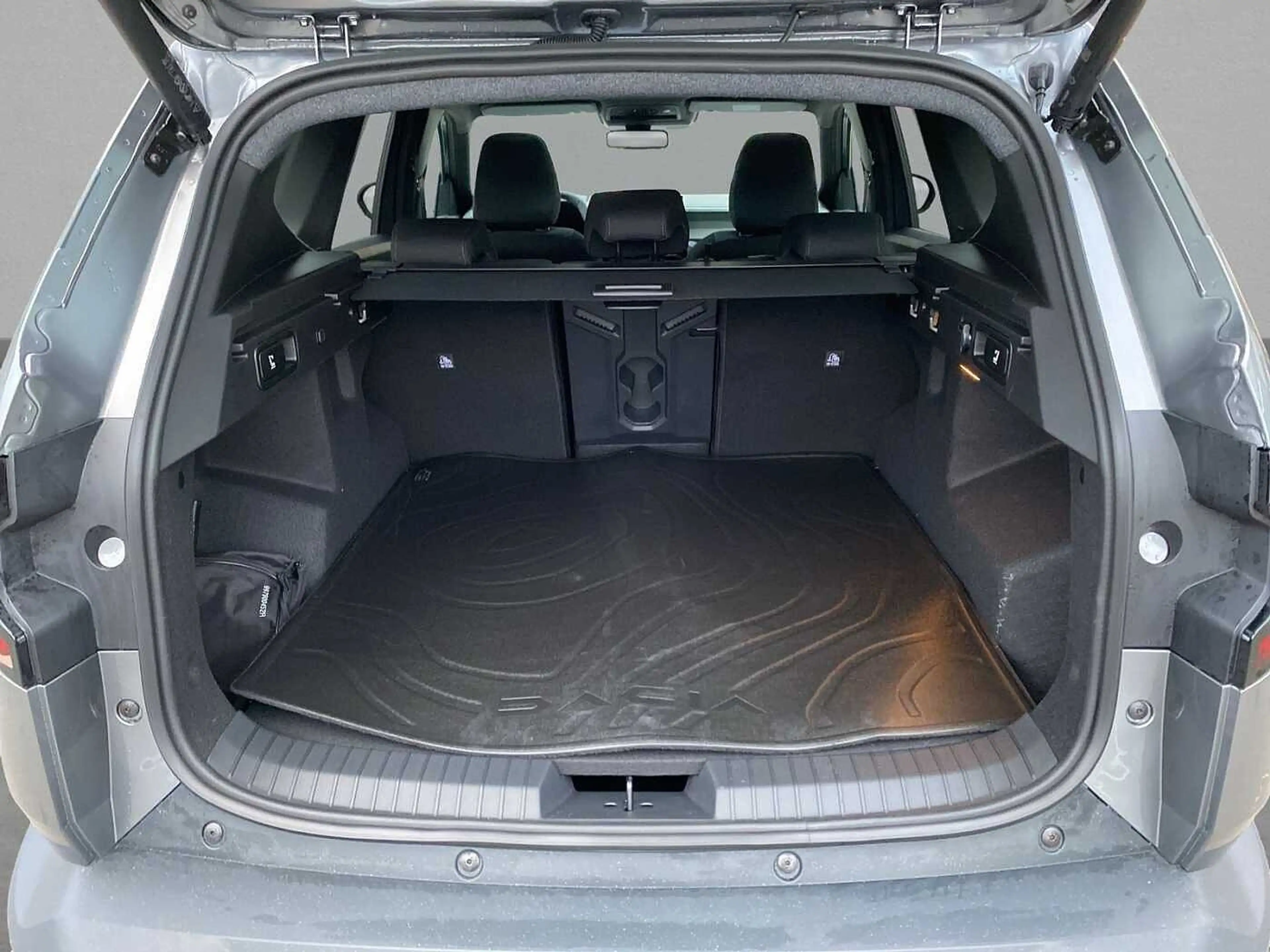 Dacia Bigster Extreme hybrid 155 el.Heckl. SHZ 360° Glasdach — photo 10