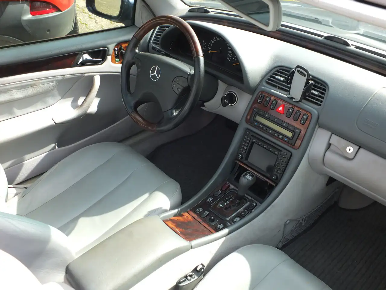 Mercedes-Benz CLK 320 ELEGANCE LEDER COMAND KLIMAAUTOMATIK, foto 10