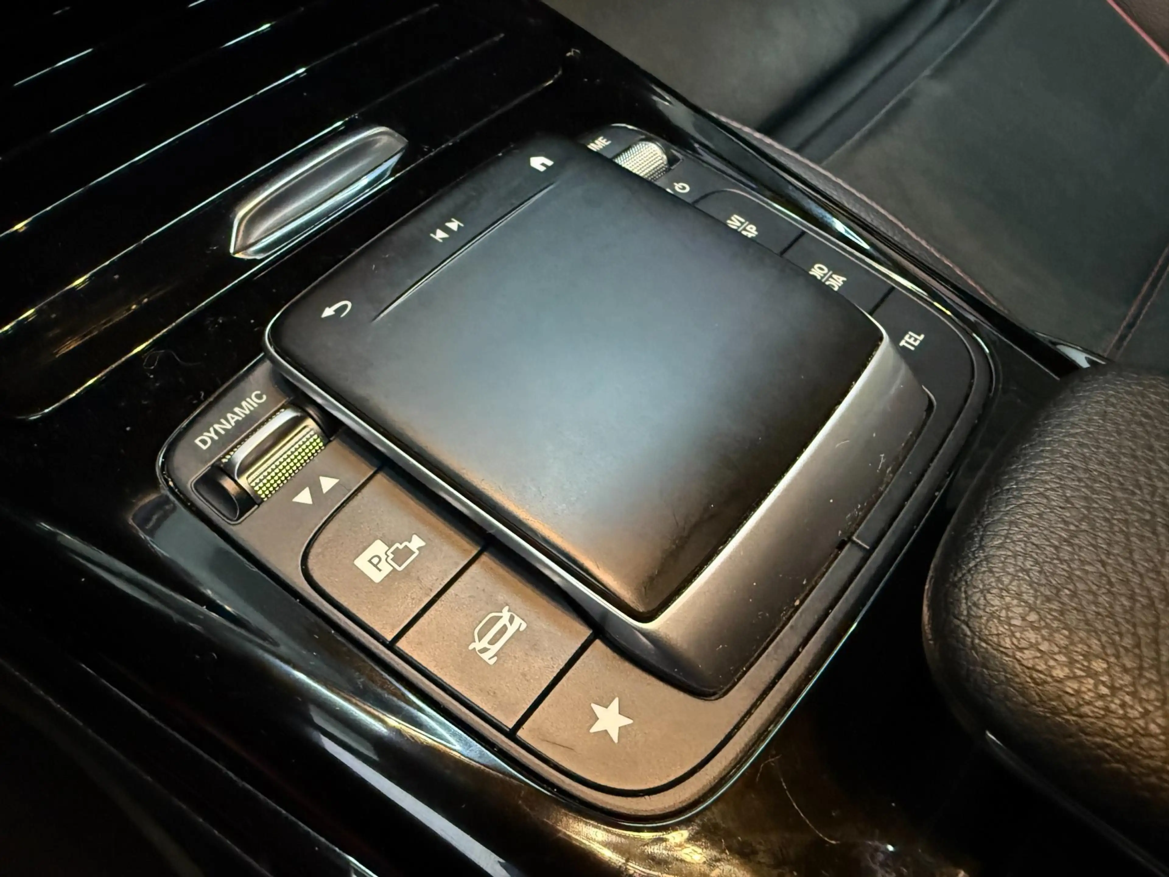 Mercedes-Benz A 45 AMG S 4MATIC+ Edition 1 PANO — photo 23