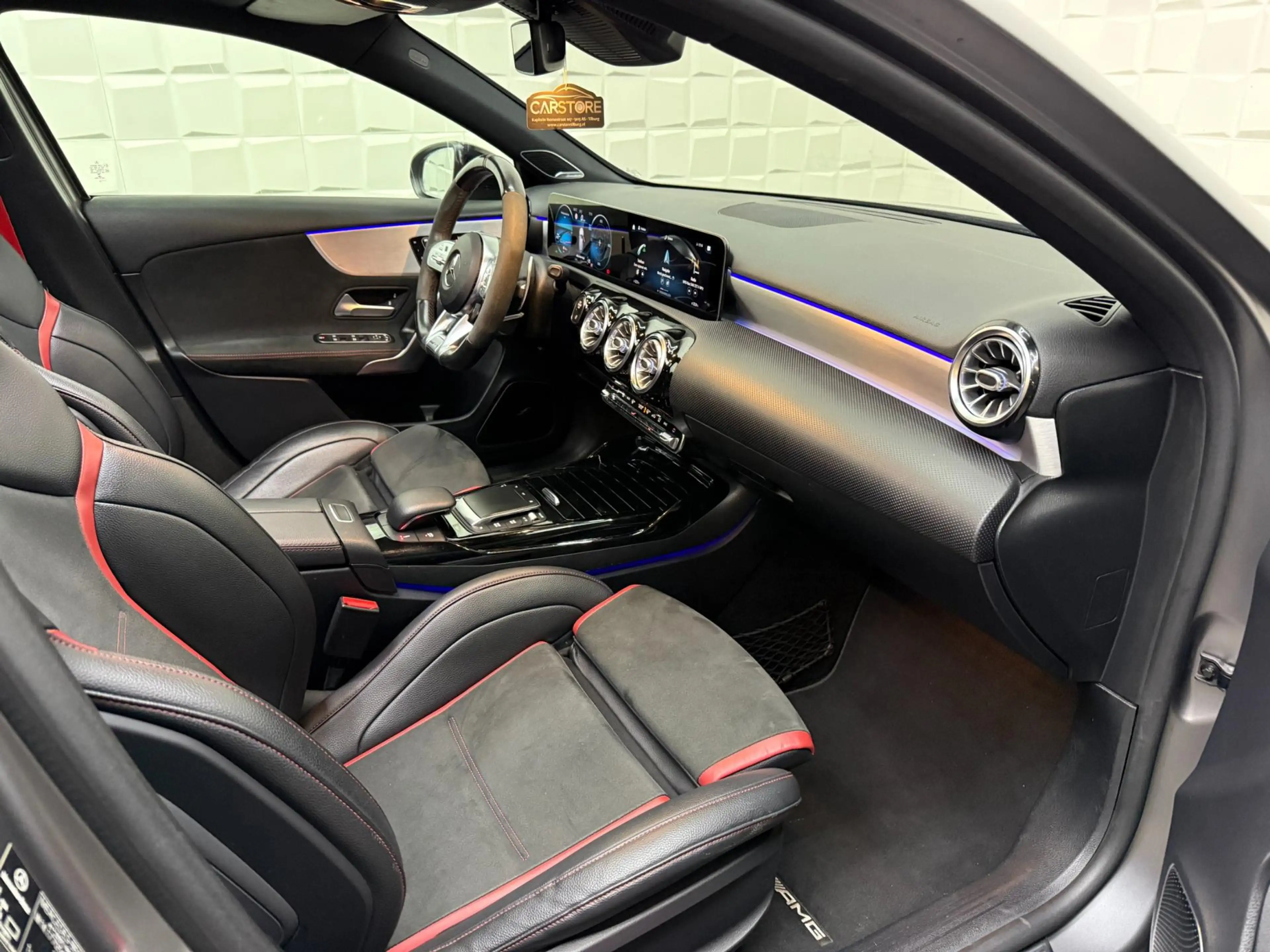 Mercedes-Benz A 45 AMG S 4MATIC+ Edition 1 PANO — photo 45