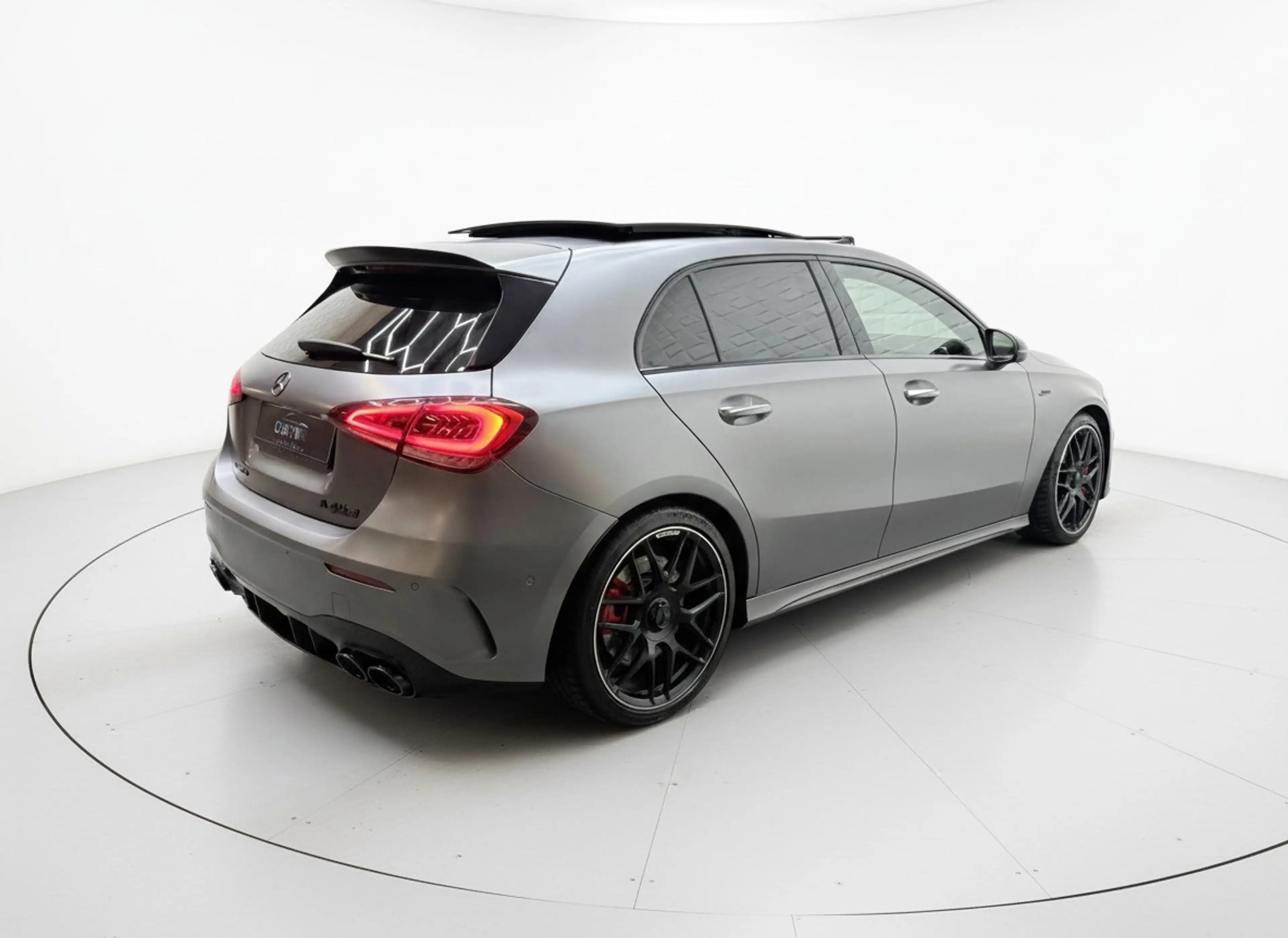 Mercedes-Benz A 45 AMG S 4MATIC+ Edition 1 PANO — photo 6