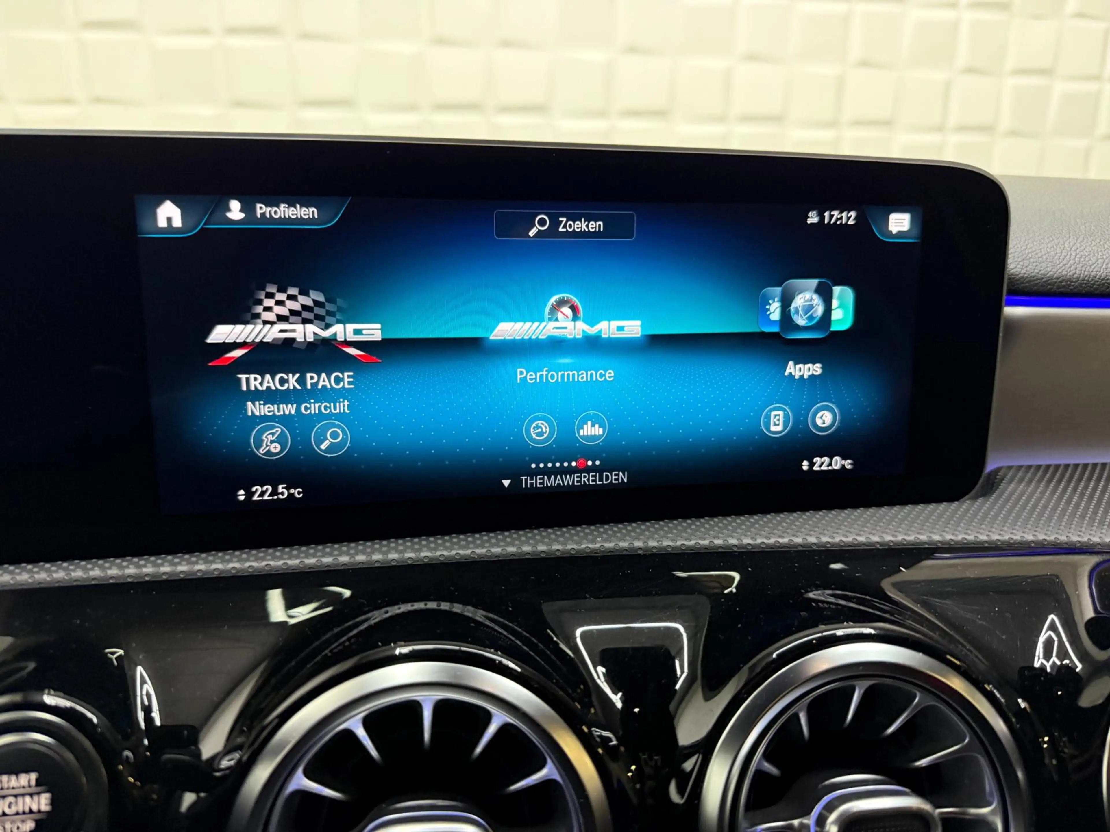 Mercedes-Benz A 45 AMG S 4MATIC+ Edition 1 PANO — photo 20