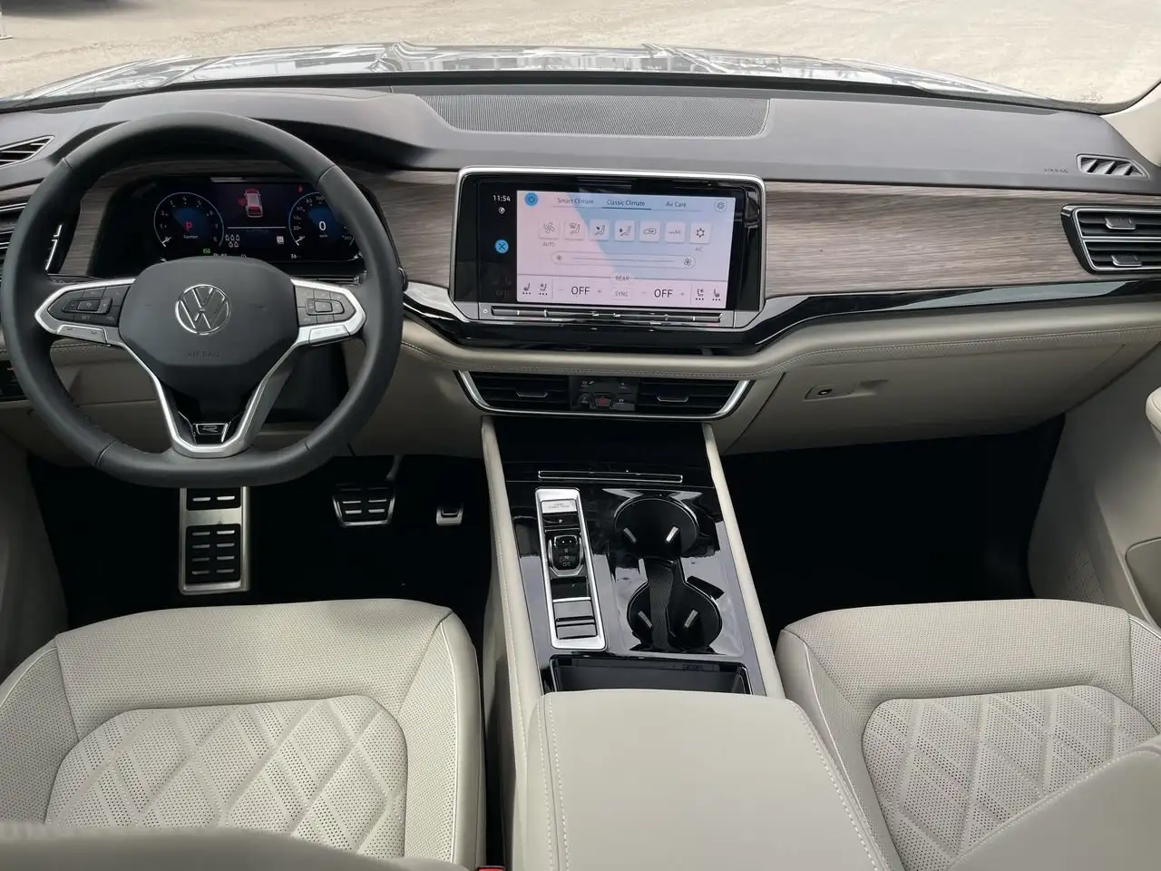 Volkswagen Atlas снимка Volkswagen Atlas