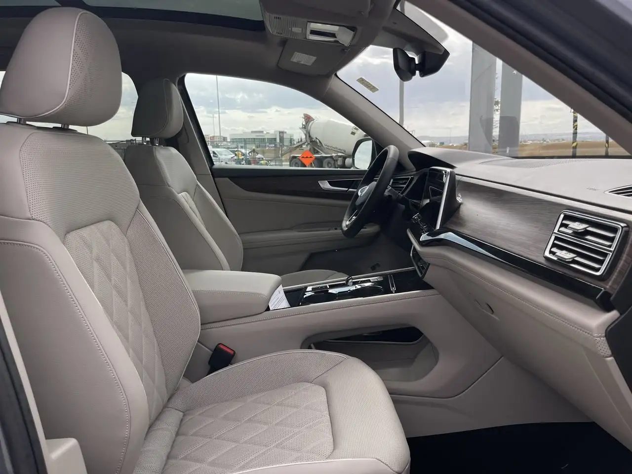 Volkswagen Atlas снимка Volkswagen Atlas