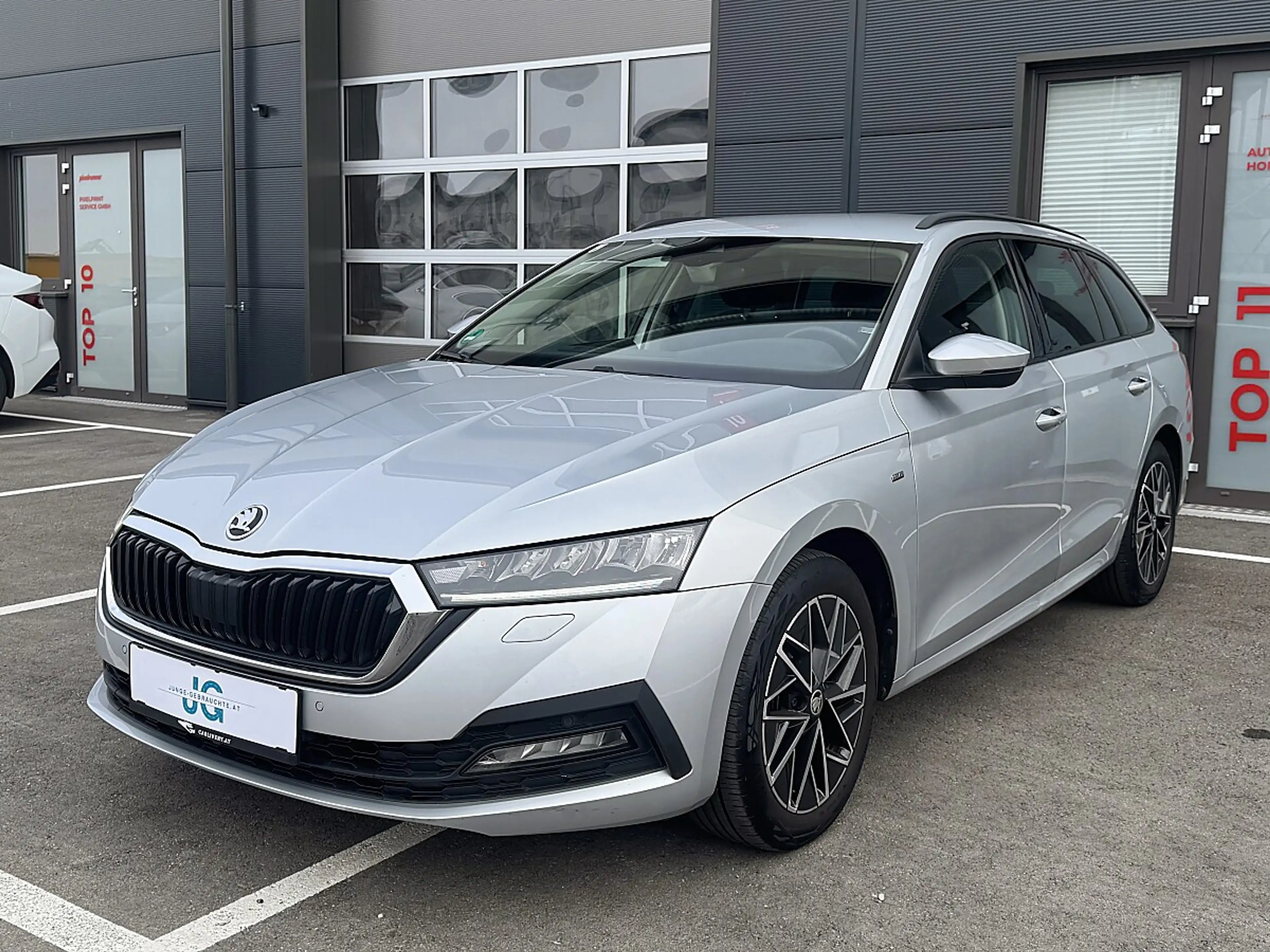 Skoda Octavia Combi 2,0 TDI Ambition *AHK *SPORTSITZE *LED — photo 11