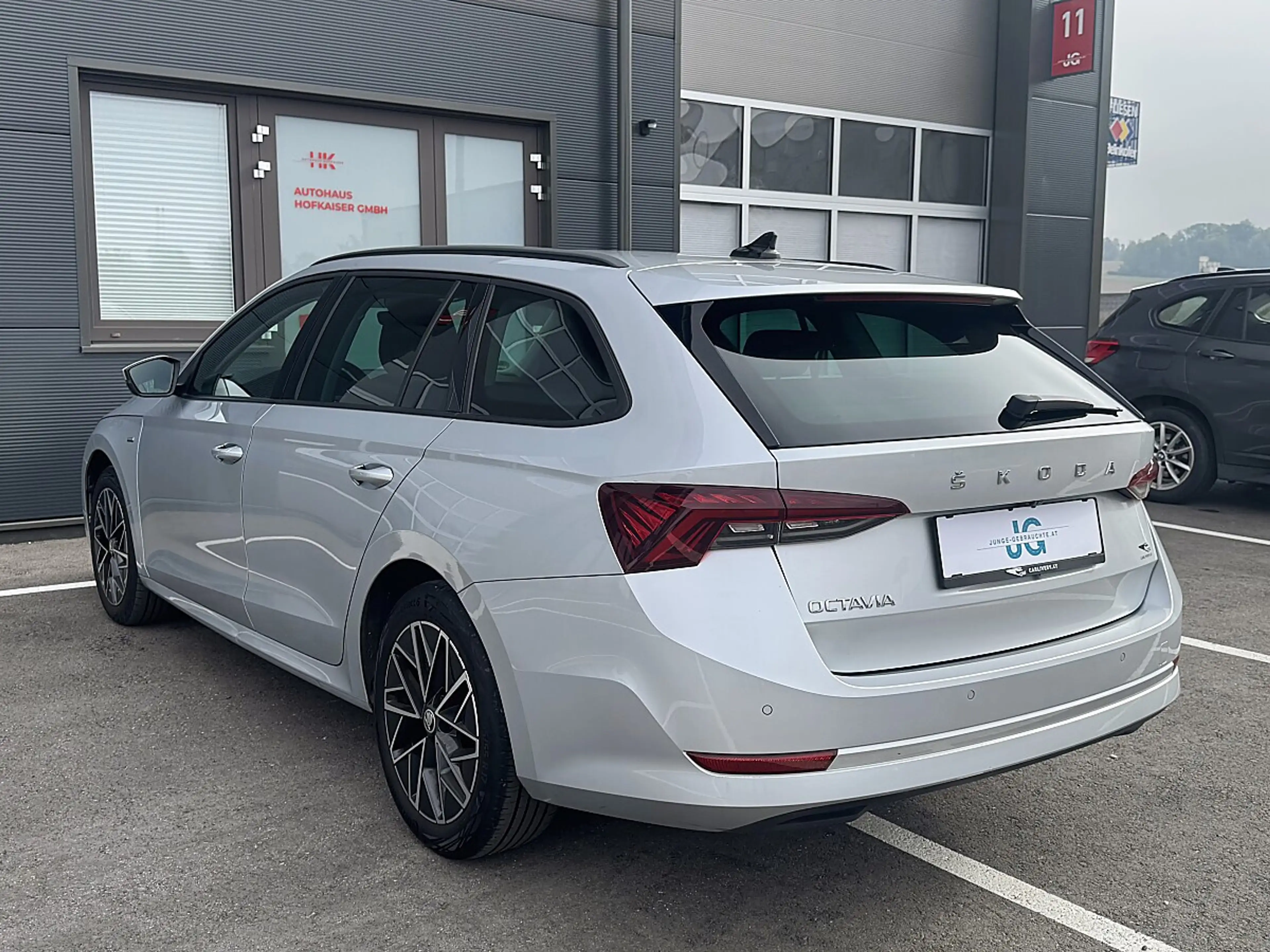 Skoda Octavia Combi 2,0 TDI Ambition *AHK *SPORTSITZE *LED — photo 7