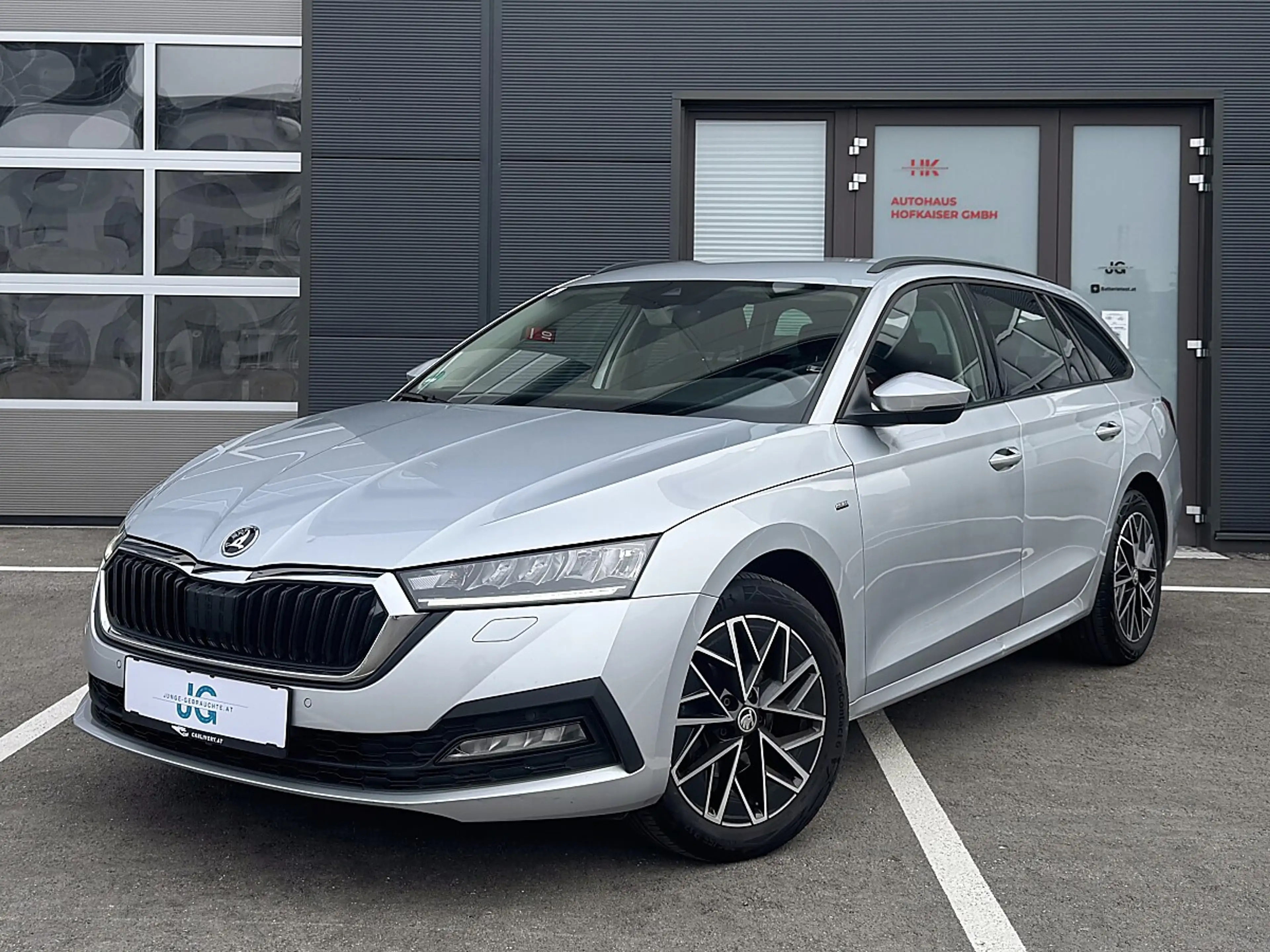 Skoda Octavia Combi 2,0 TDI Ambition *AHK *SPORTSITZE *LED — photo 5