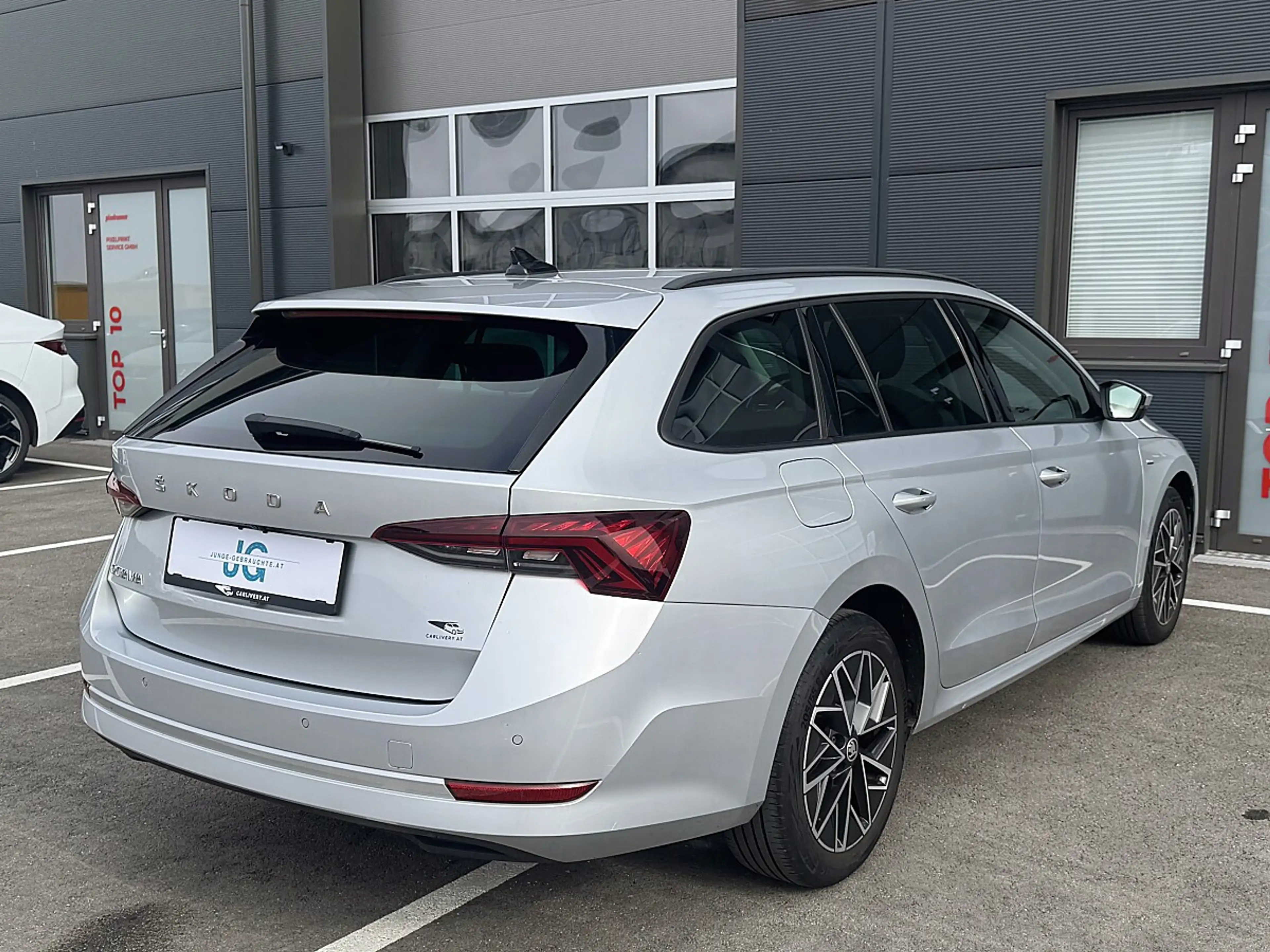 Skoda Octavia Combi 2,0 TDI Ambition *AHK *SPORTSITZE *LED — photo 8