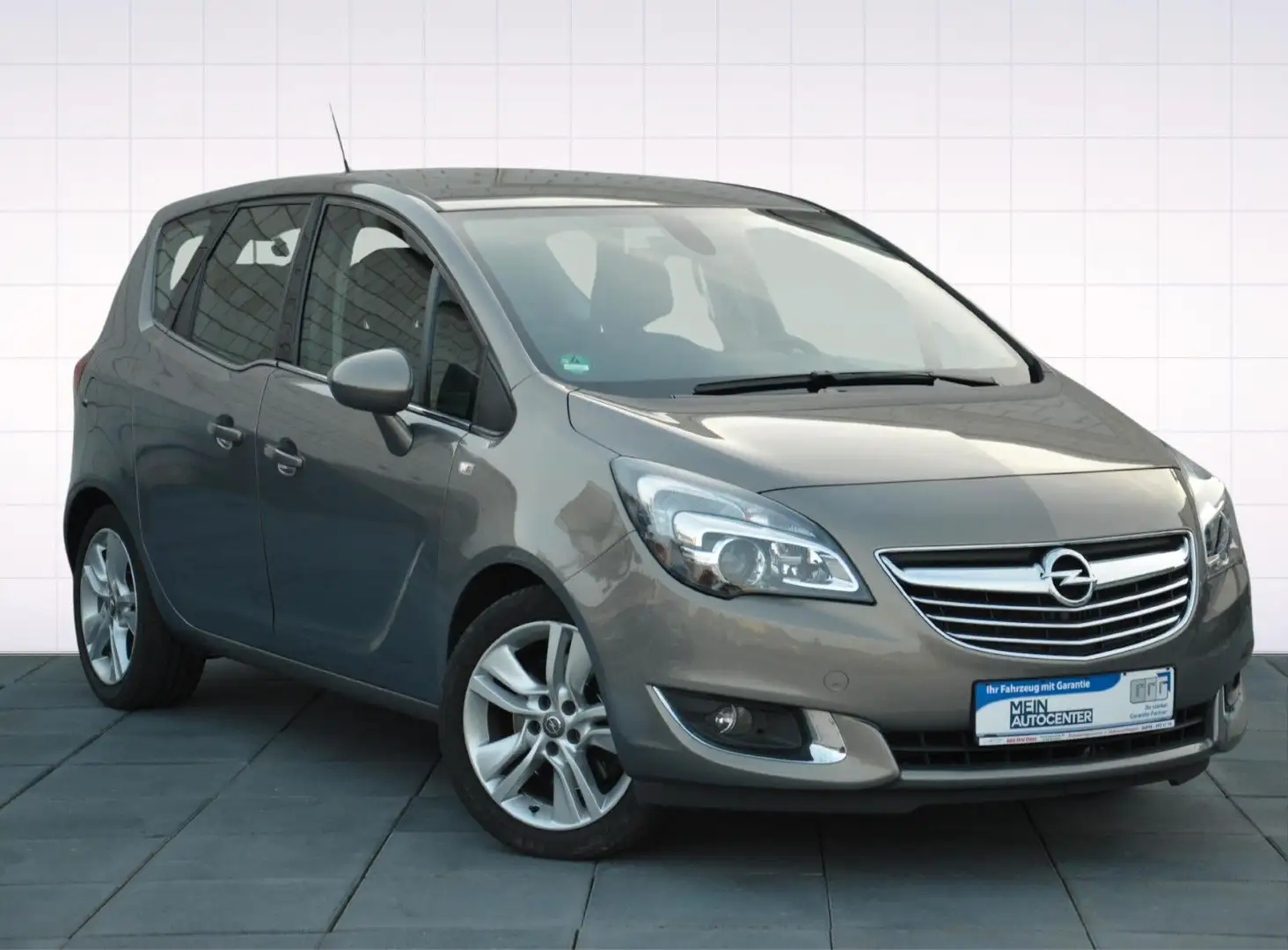 Opel Meriva B Innovation 1.4i Automatik*PDC|2HD|SHZ* Braun - 1