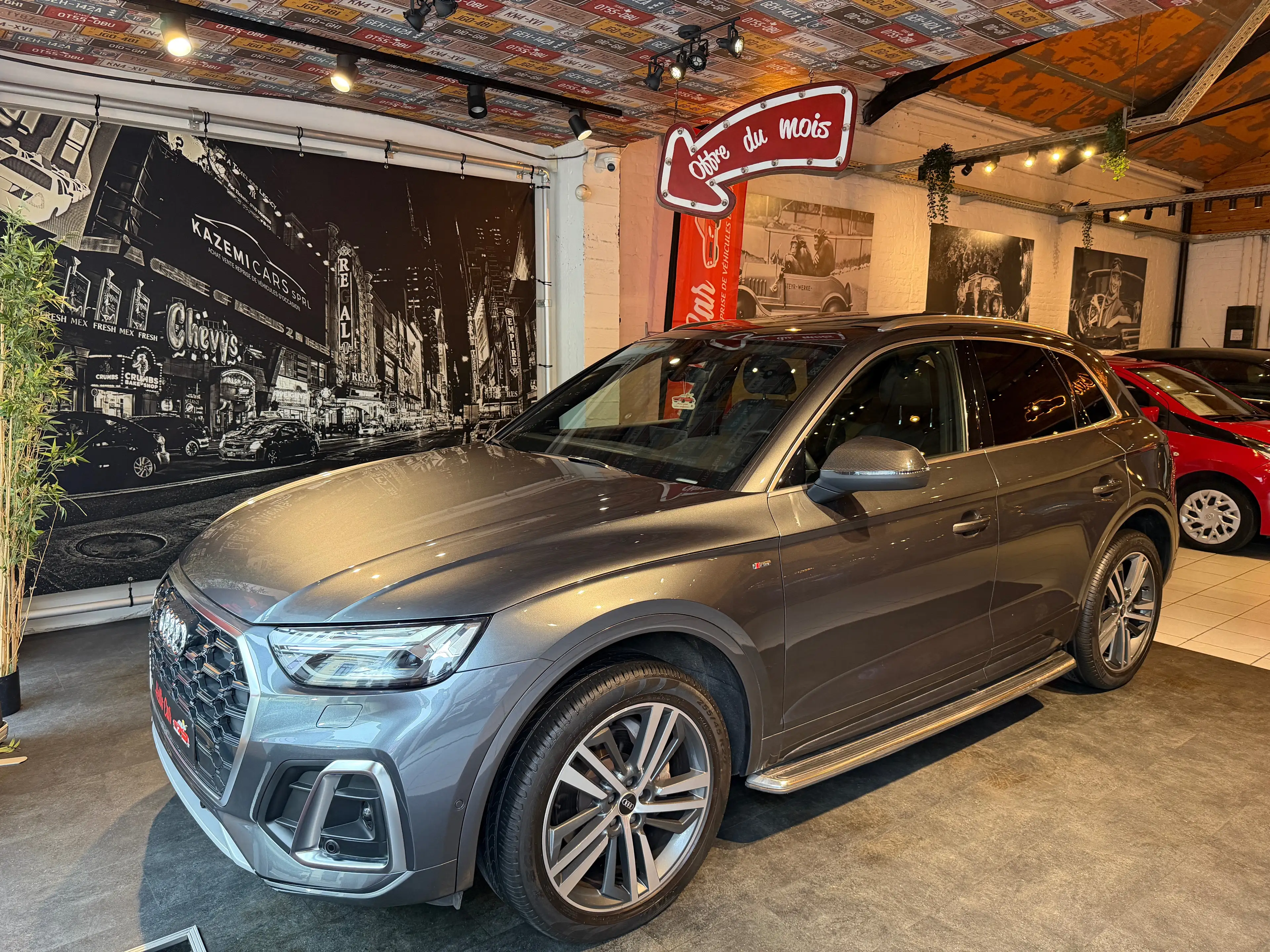 Audi Q5 TFSI * S LINE / CARBON PACK *  CAM 360 * PANO * GARANTIE — photo 3