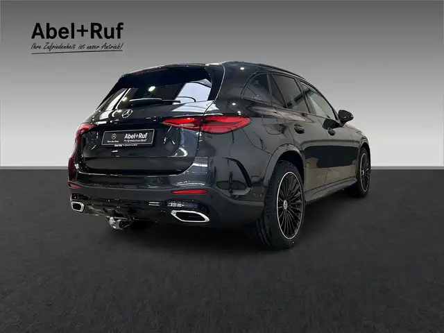 Mercedes-Benz GLC view 5