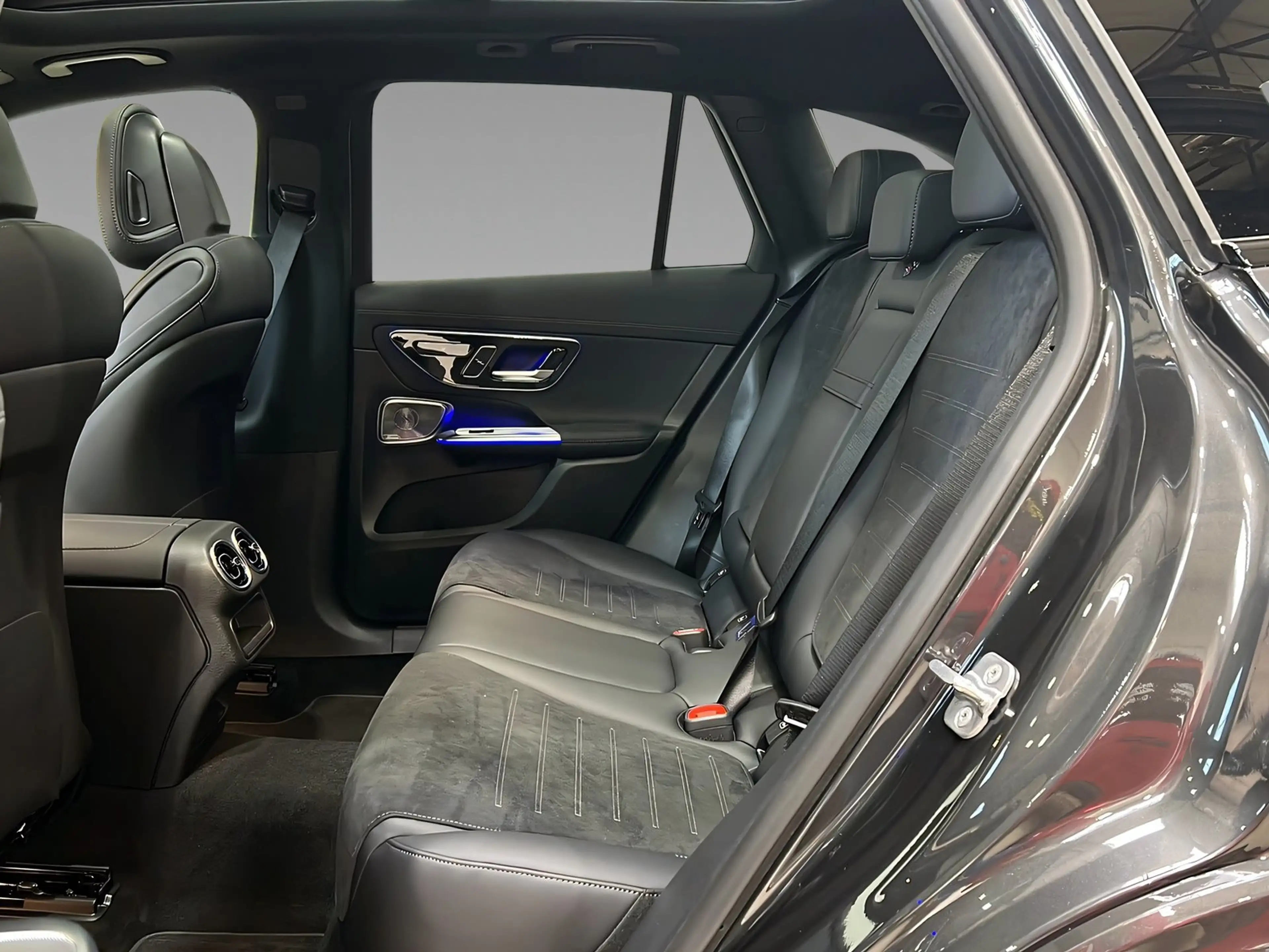Mercedes-Benz GLC 450 d 4M AMG+DISTR+Burme+Memo+StHz+AHK+360° — photo 9