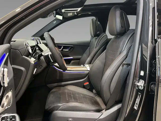 Mercedes-Benz GLC view 8