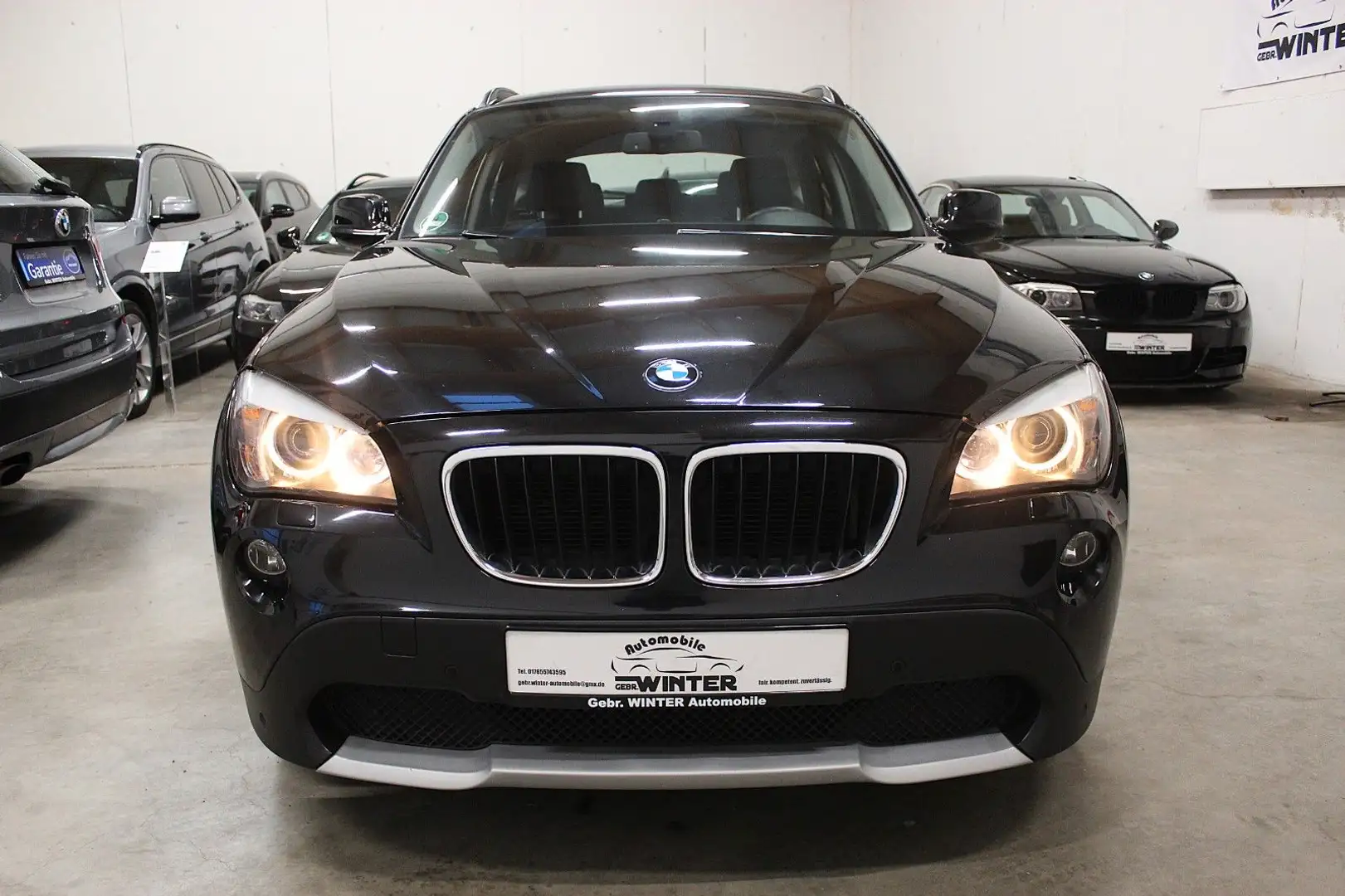 BMW X1 25i xDrive vollst. Scheckheft*2.Hand*Autom. Noir - 2