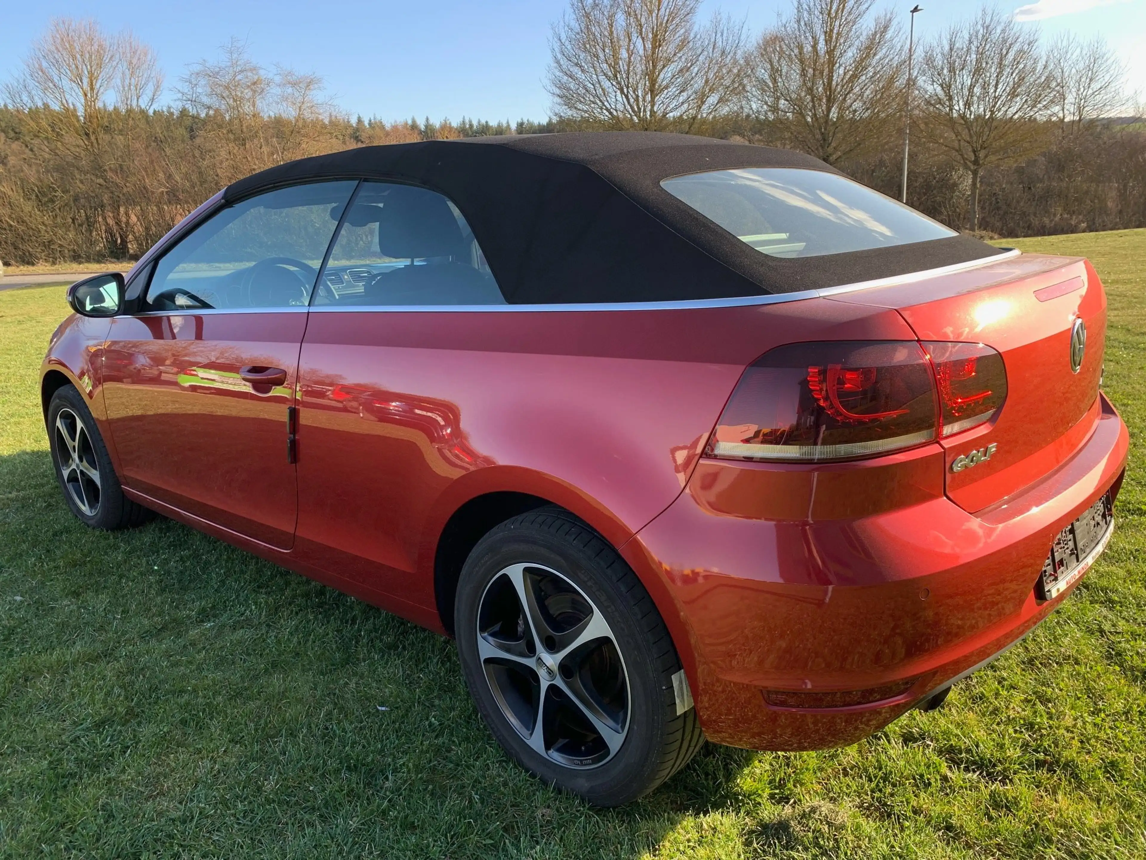 Volkswagen Golf Cabriolet Basis BMT — photo 9