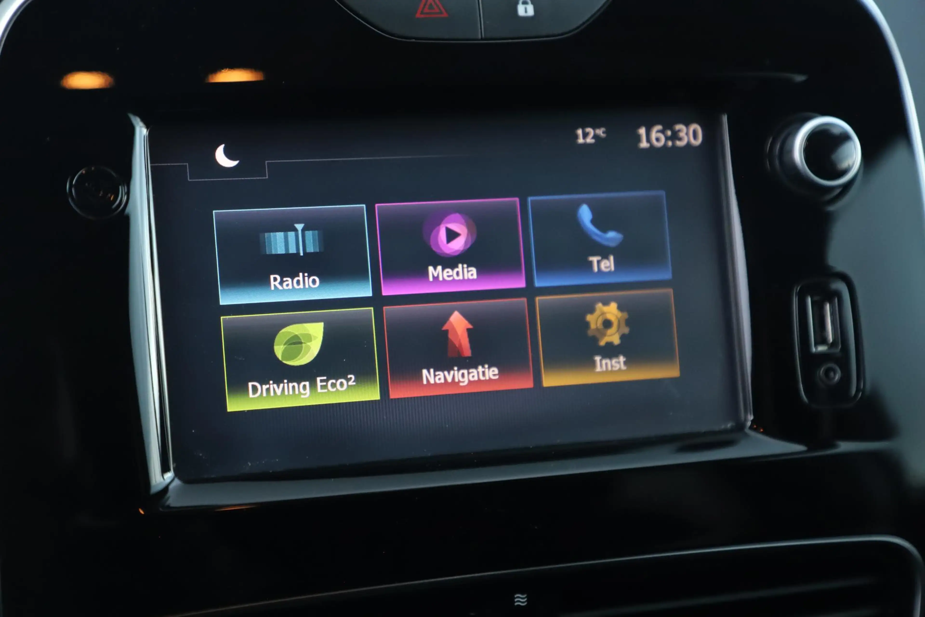 Renault Clio Estate 0.9 TCe Limited Navigatie Bluetooth Airco L — photo 15