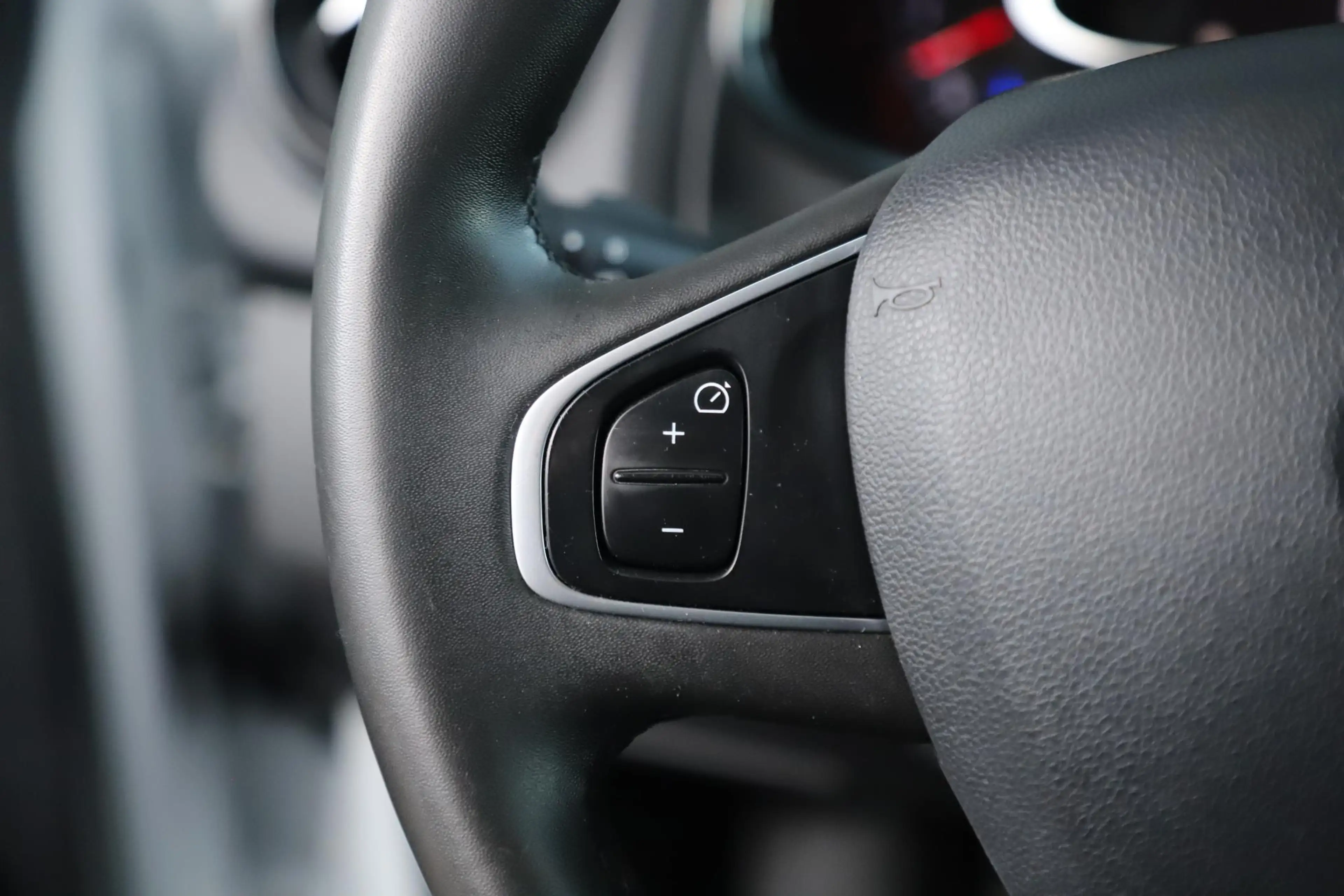 Renault Clio Estate 0.9 TCe Limited Navigatie Bluetooth Airco L — photo 13