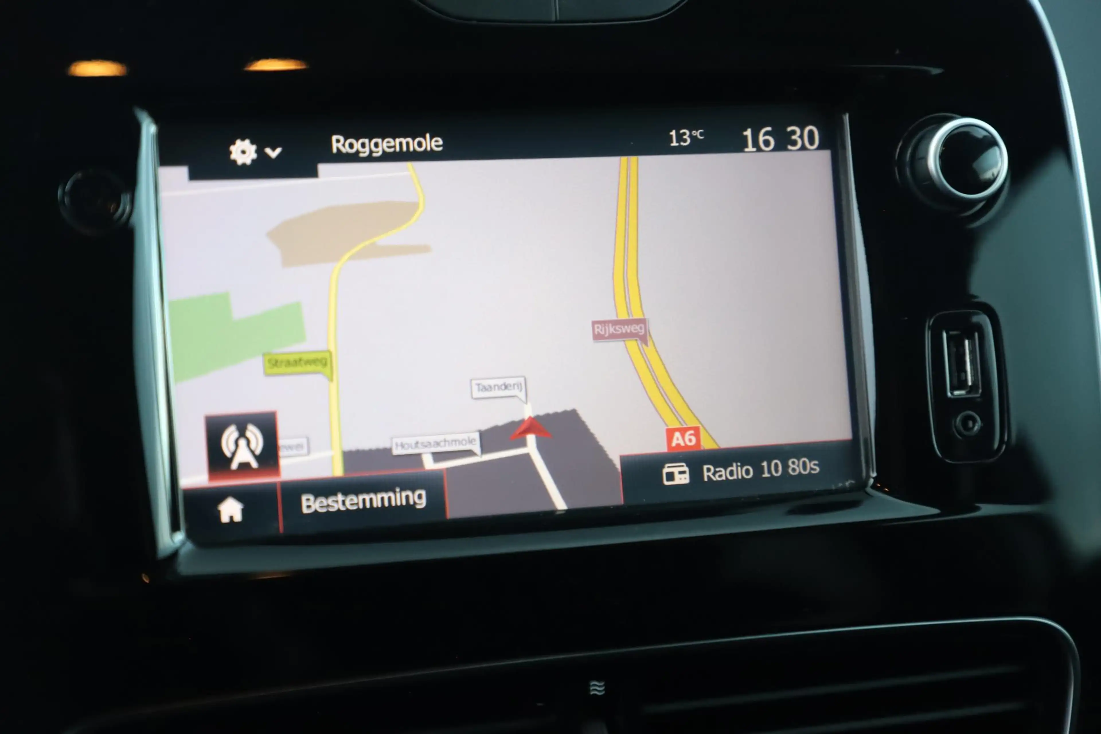 Renault Clio Estate 0.9 TCe Limited Navigatie Bluetooth Airco L — photo 14
