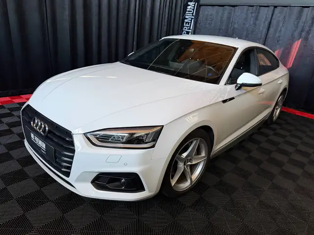 Audi A5 view 2