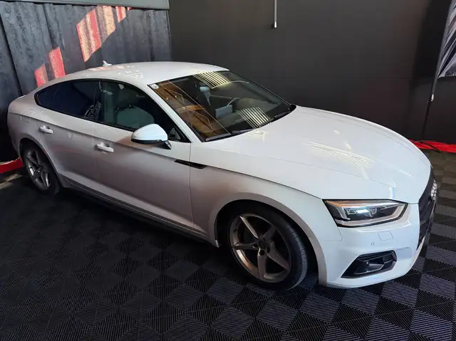Audi A5 view 8