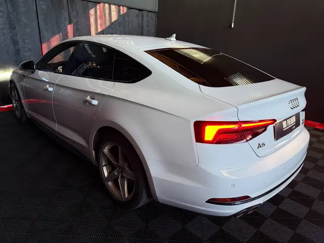 Audi A5 view 21