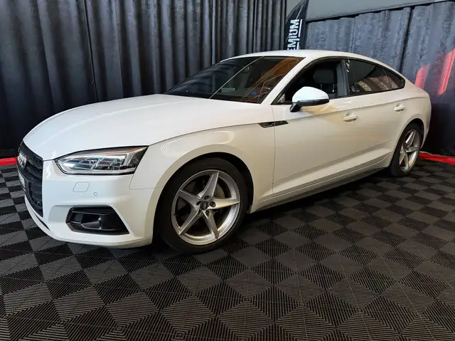 Audi A5 view 12