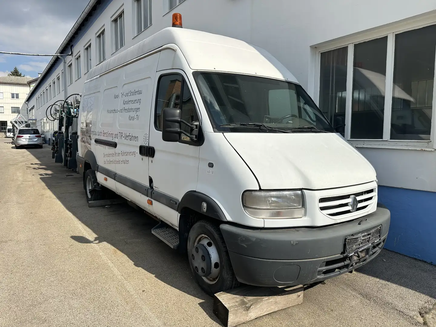 Renault Mascott 130   Kanaluntersuchungsfahrzeug - 1