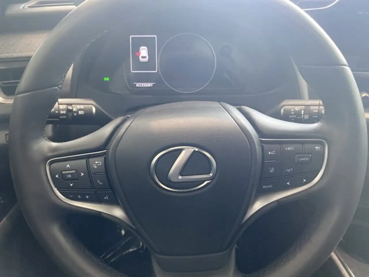Lexus UX снимка Lexus UX