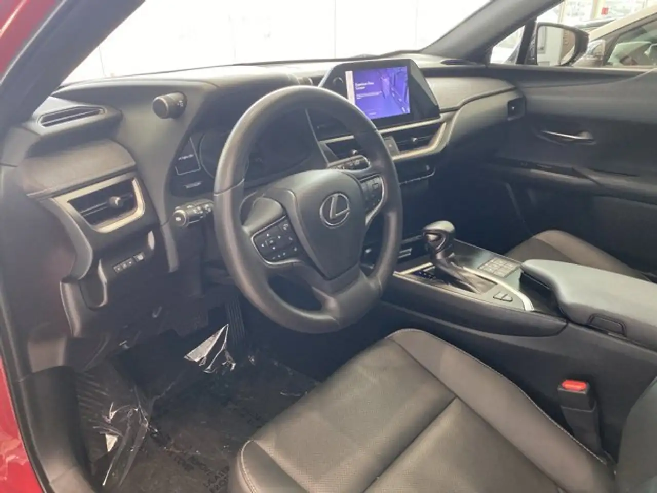 Lexus UX снимка Lexus UX