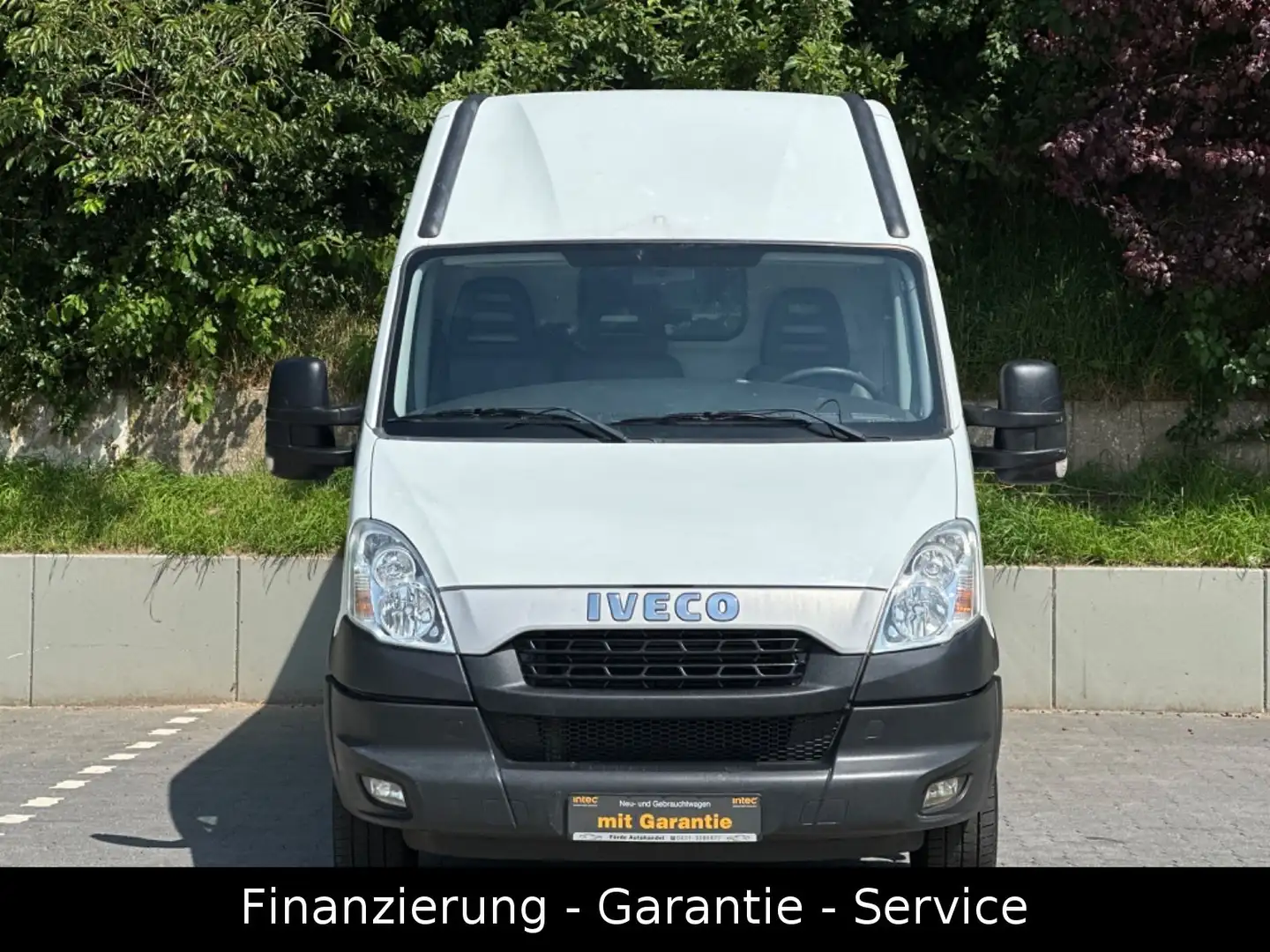 Iveco Daily Kasten 35/AHK/KLIMA/LEDER/1 HAND/TÜV NEU Alb - 2