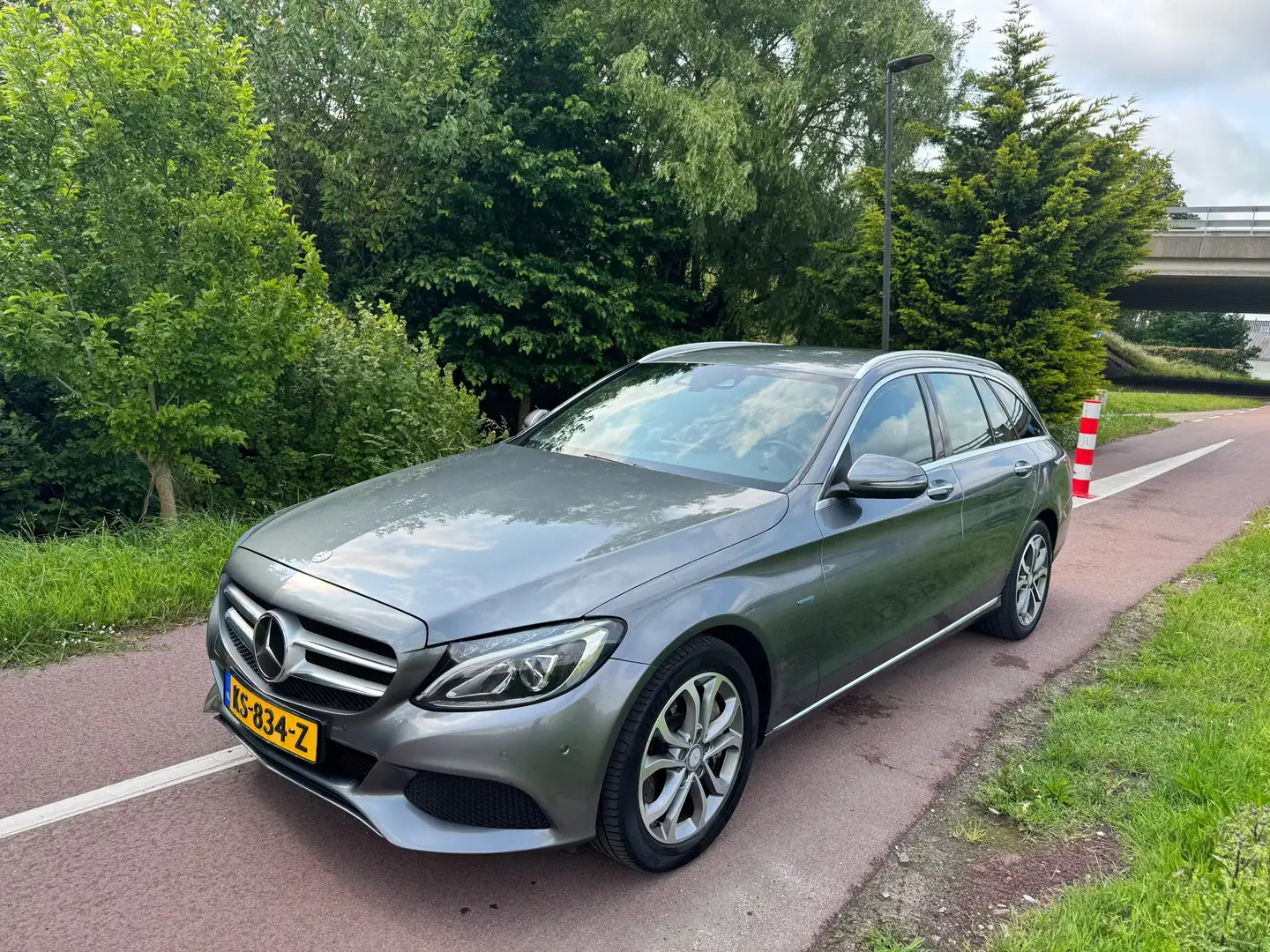 Mercedes-Benz C 350 Estate e Lease Edition|Luxe Uitv.| Gris - 2
