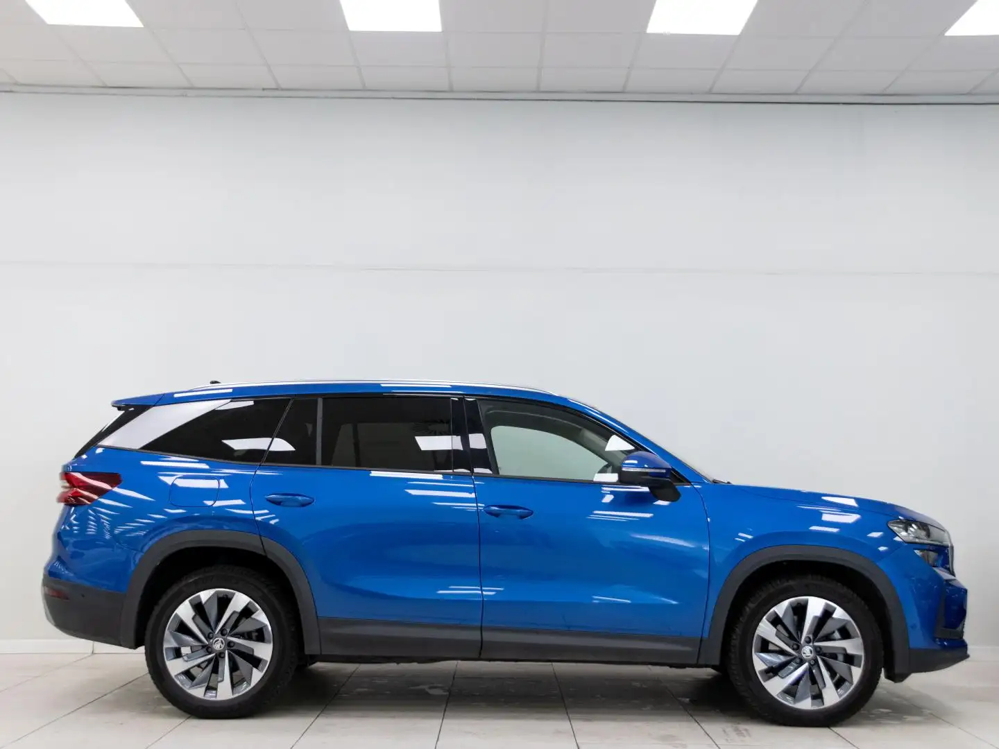 Skoda Kodiaq 2.0TDI Design 4x4 DSG 142kW Azul - 2