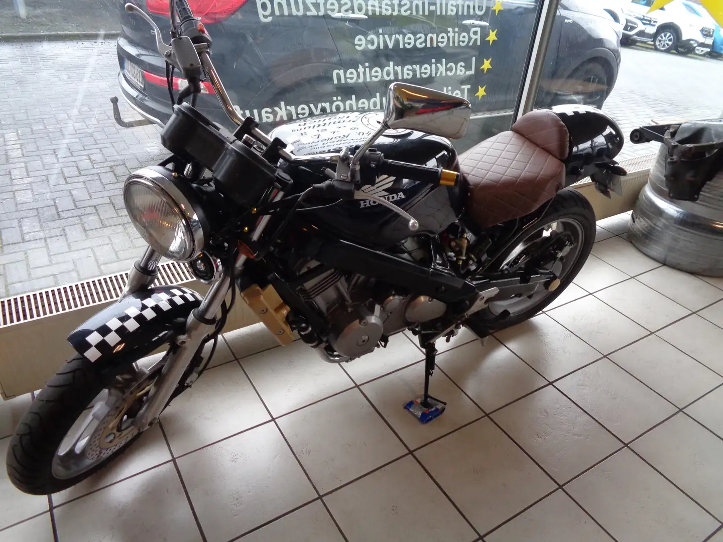 Honda NTV 650 Umbau Caferacer, Höcker Negru - 1