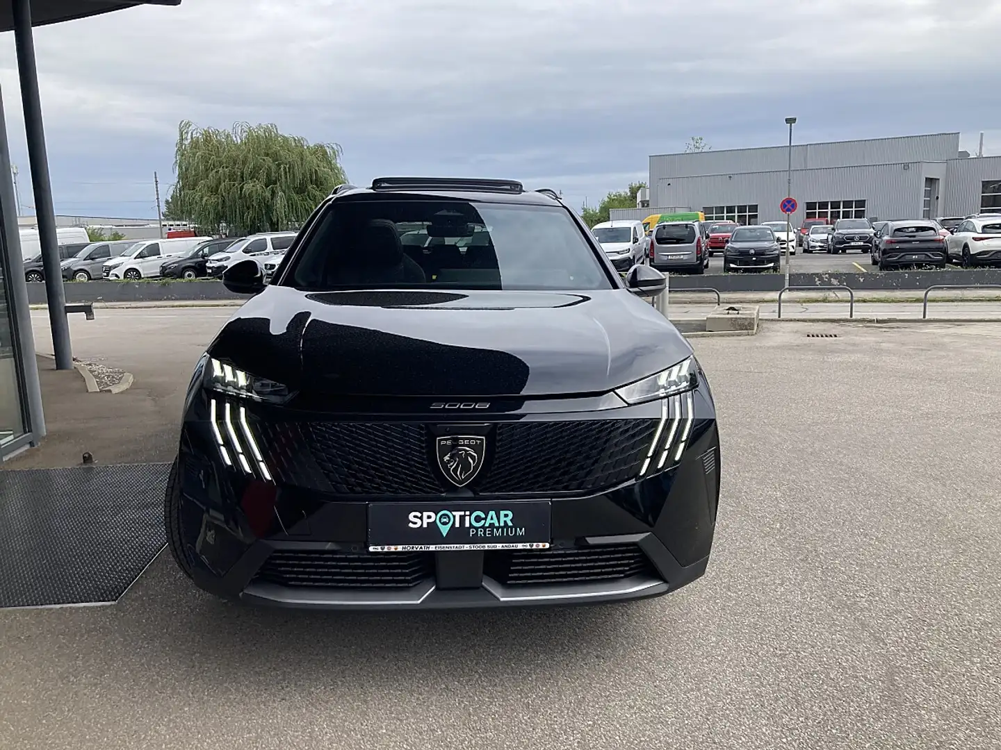 Peugeot 5008 GT mHEV 145 e-DCS6 Aut.!MATRIX,PANO,360°KAMERA!... Schwarz - 2