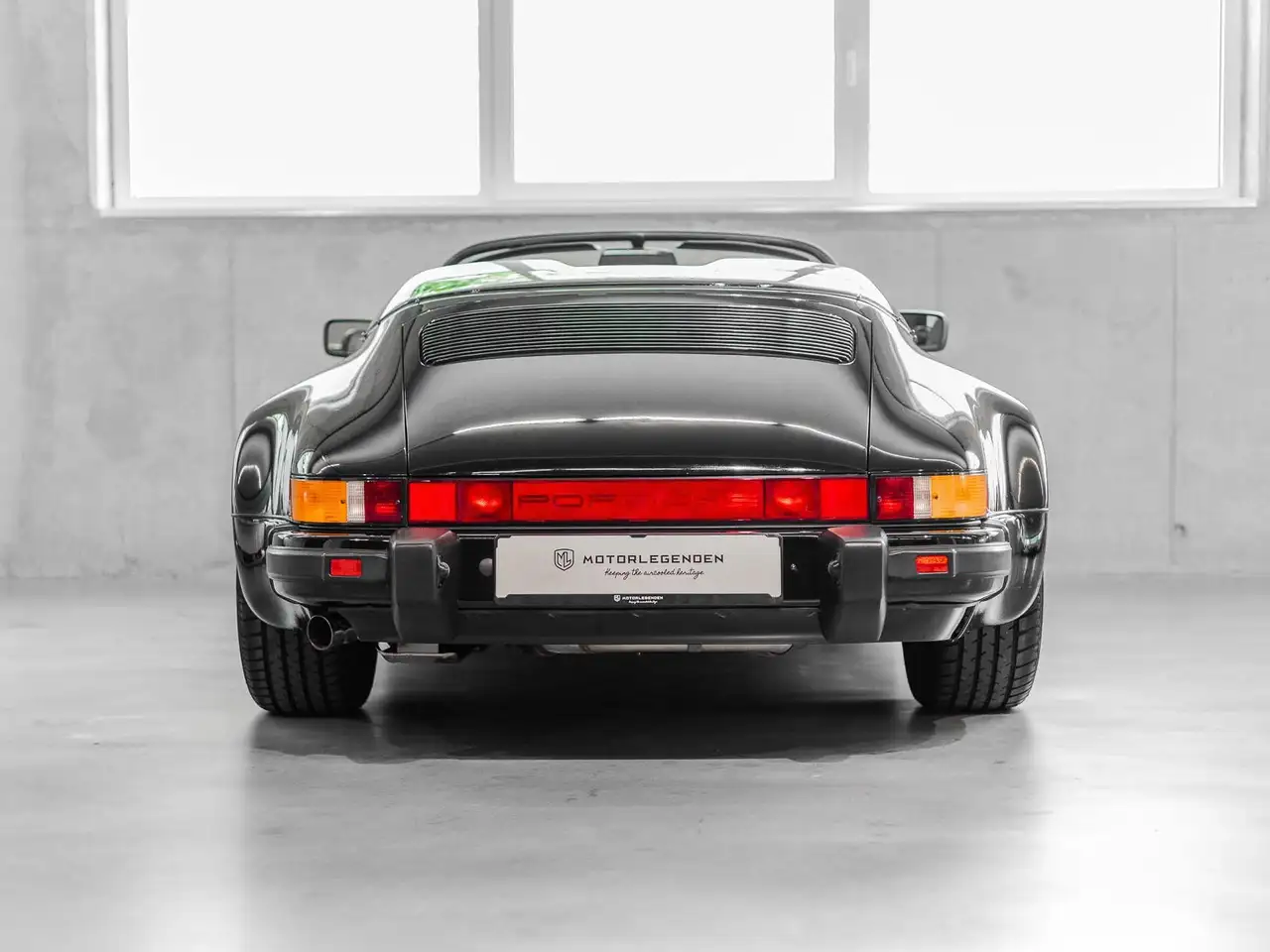 Porsche 911 3.2 Speedster 15.100 km Originallack CH-Fzg, foto 11