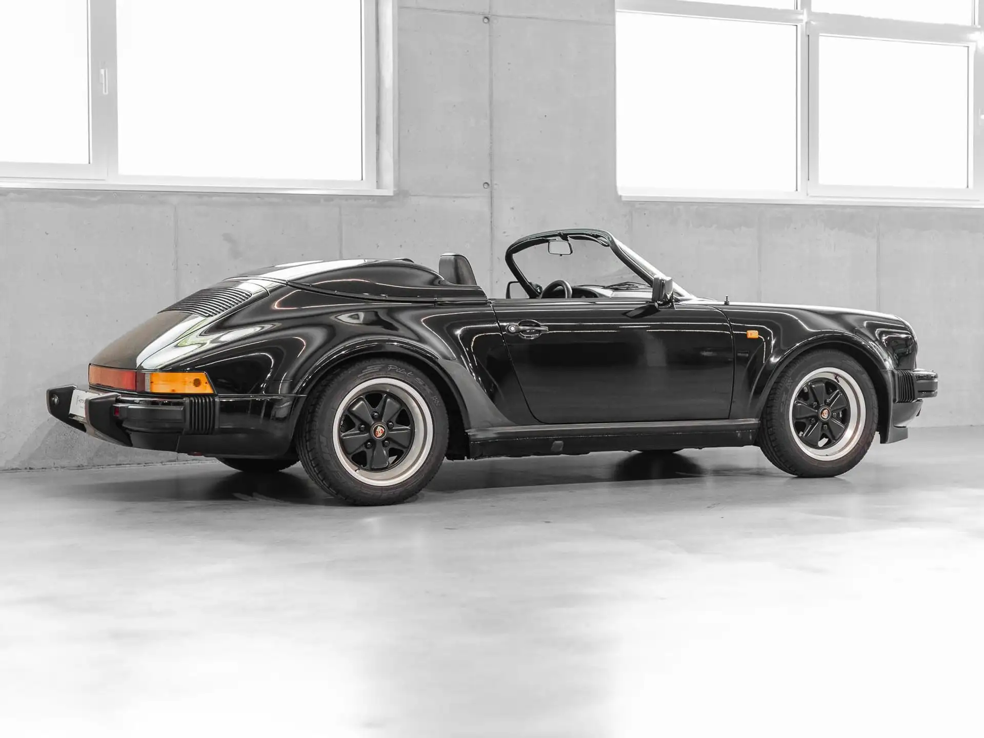 포르쉐 911 Carrera Cabriolet 1992 검정 사진 8
