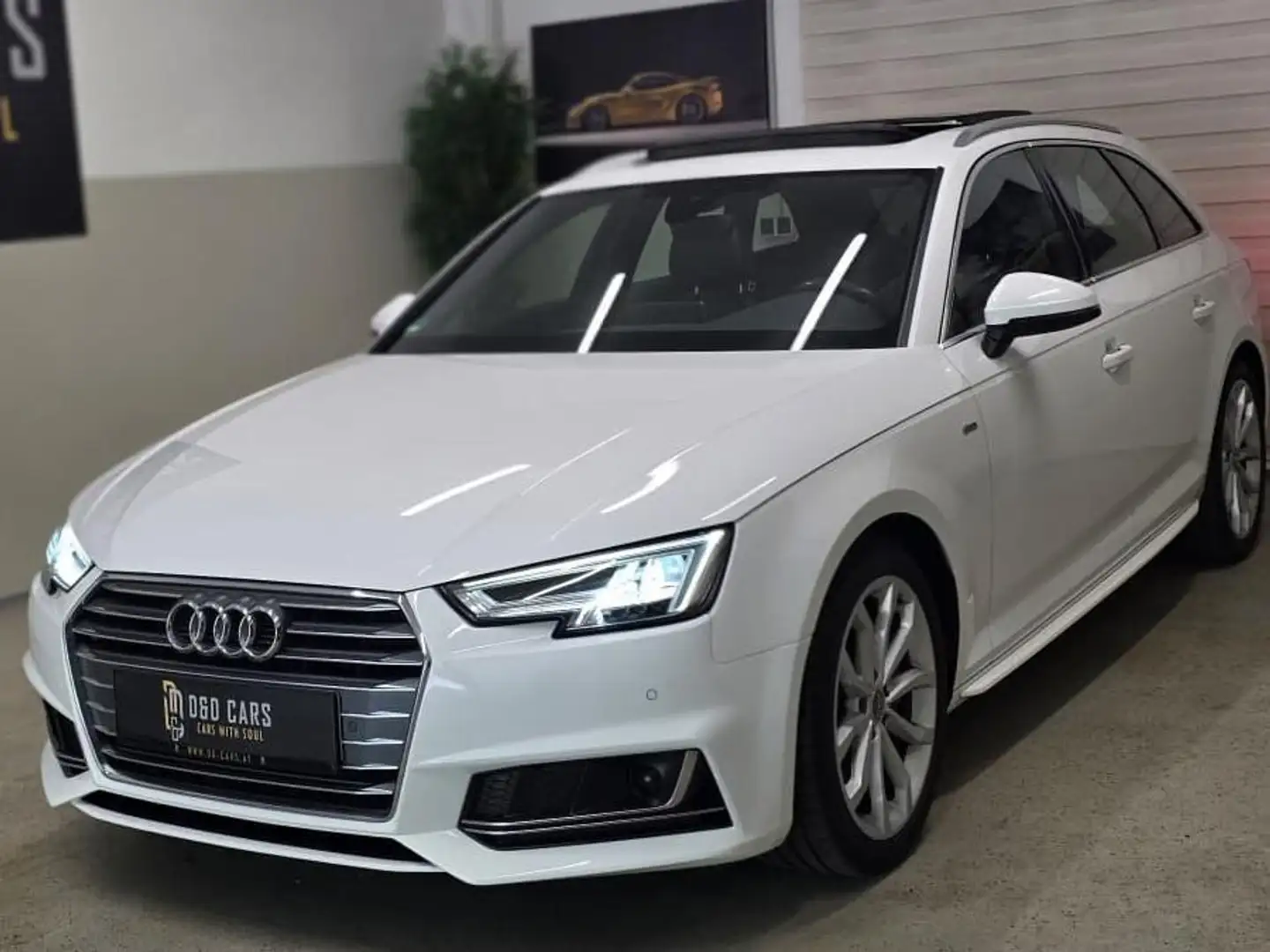 Audi A4 S-Line sport edition Weiß - 1