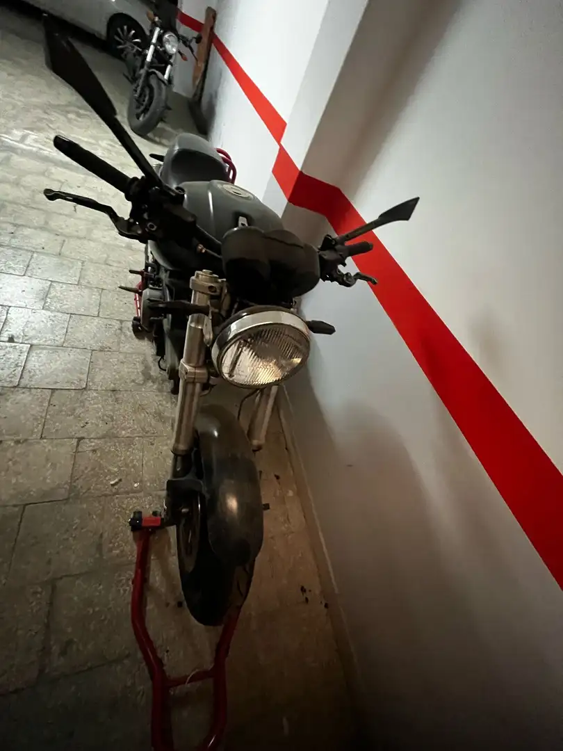 Ducati Monster 620 - 1