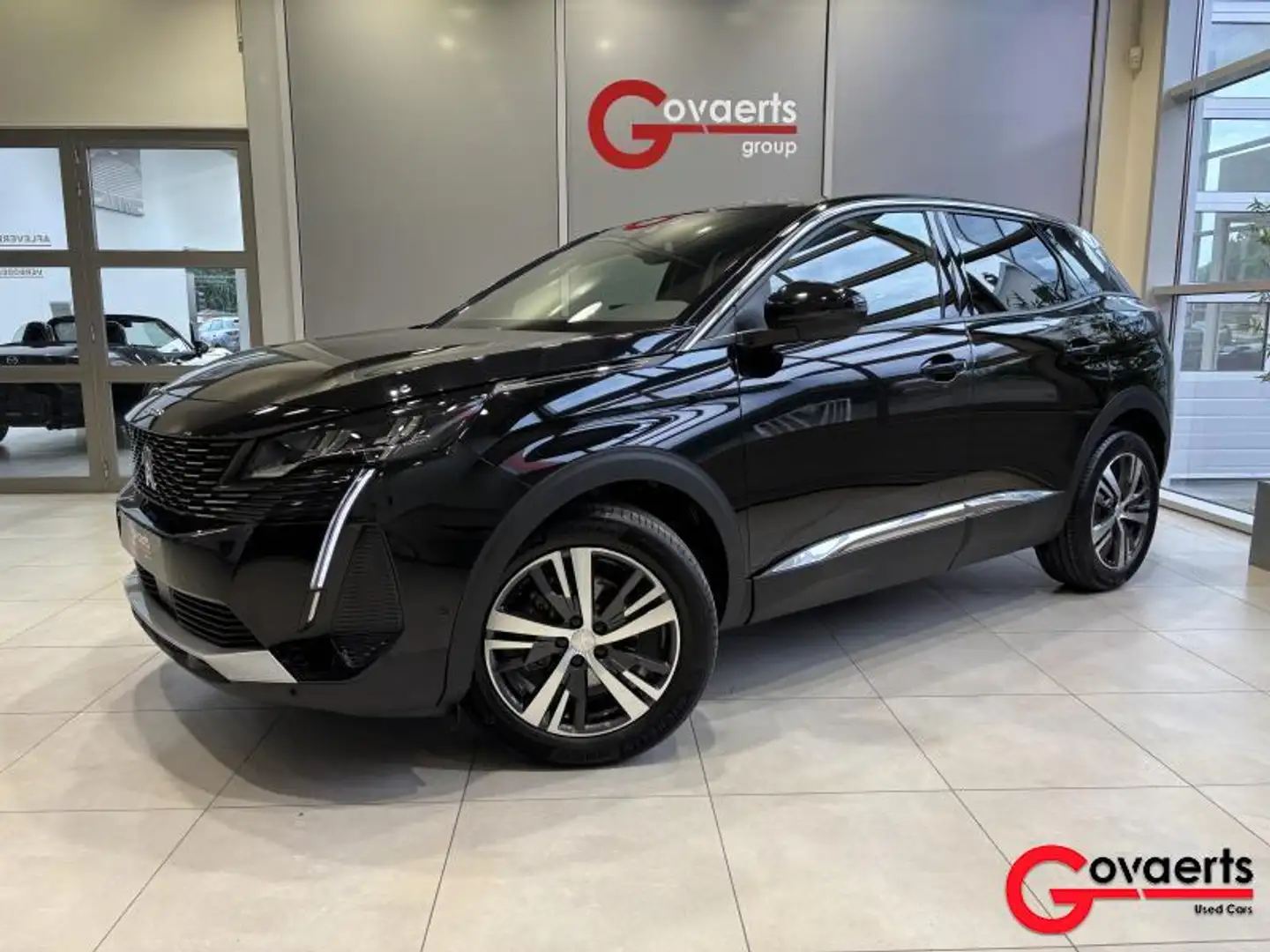 Peugeot 3008 1.2 Turbo Allure Pack 131PK Man6 Schwarz - 1