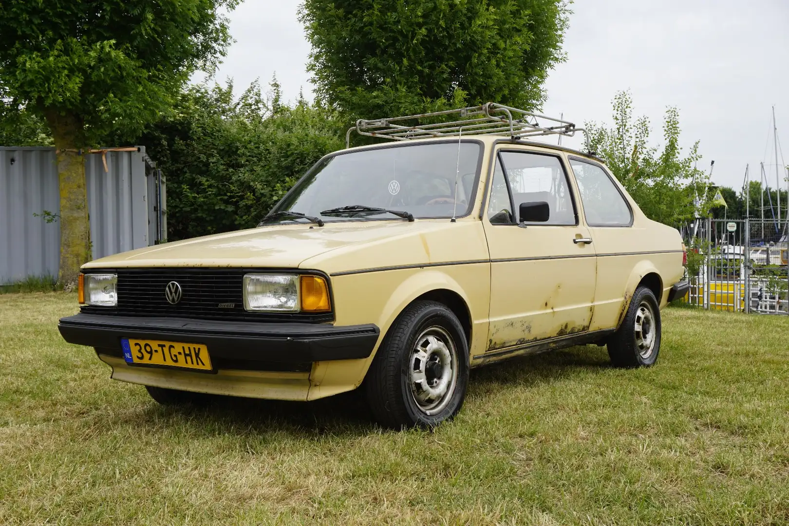 Volkswagen Jetta (C) - 1