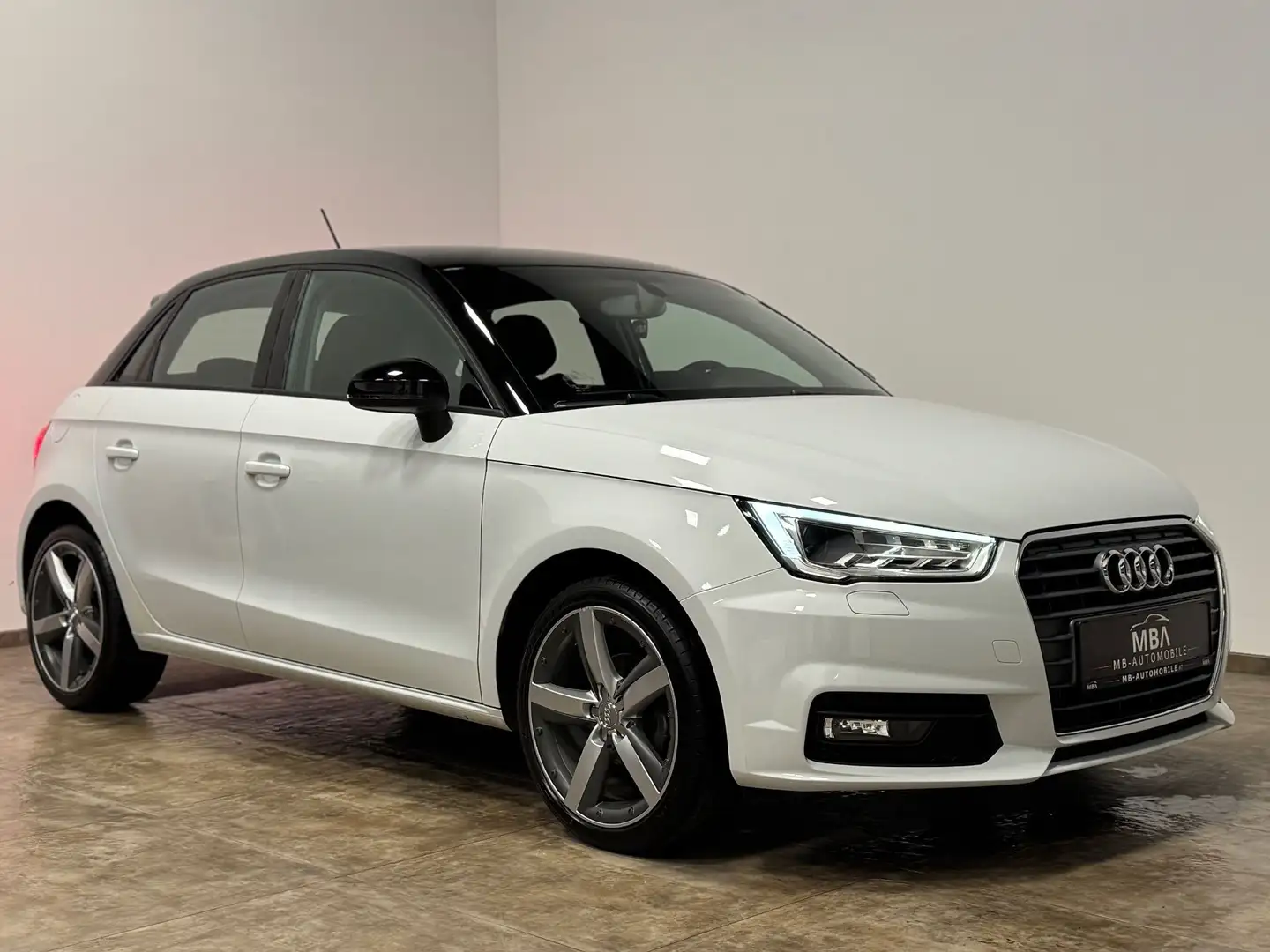 Audi A1 1.0 TFSI Sportback | LED | Sitzheizung | mtl. ab Weiß - 2